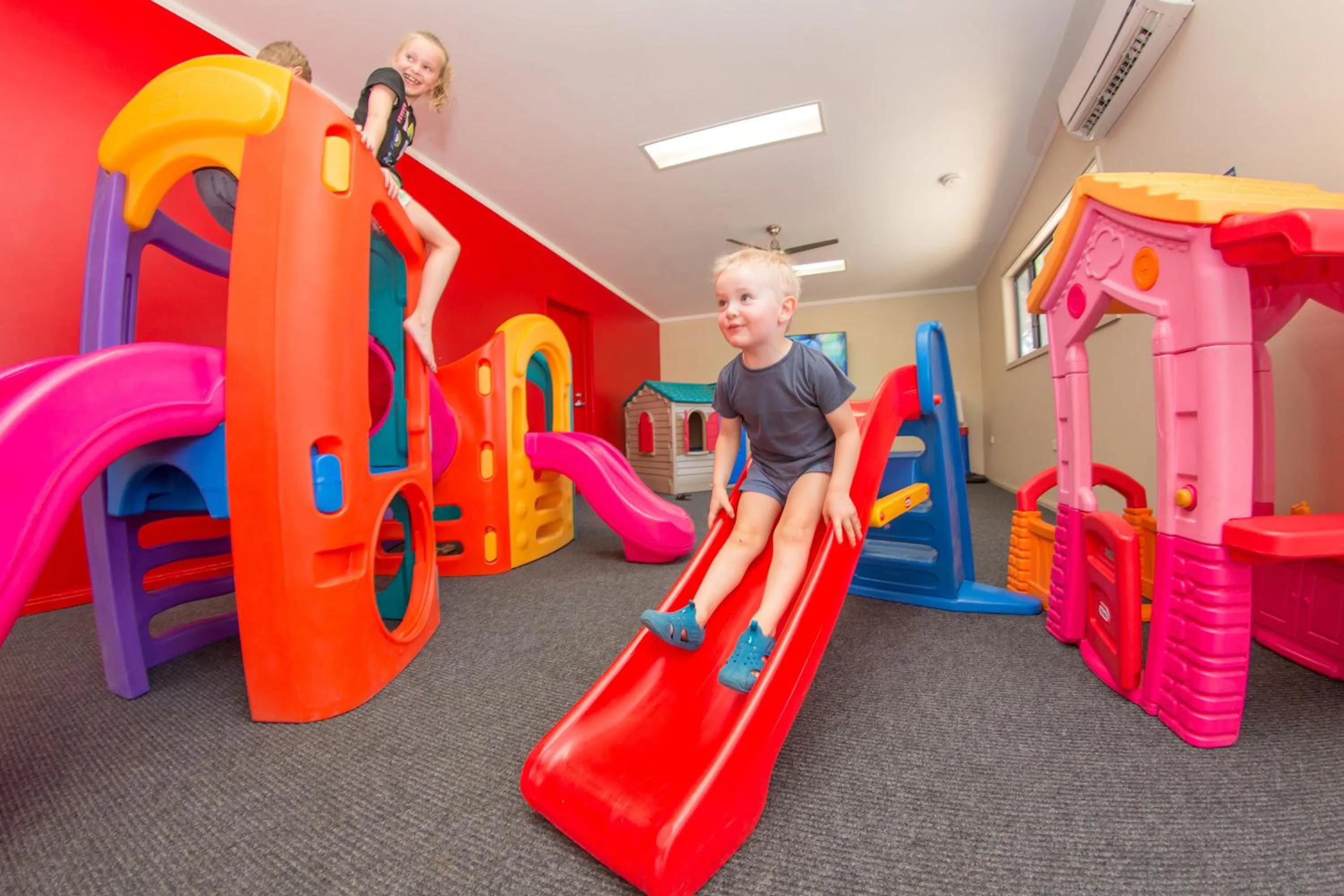Children play ground in Discovery Parks - Renmark Riverfront