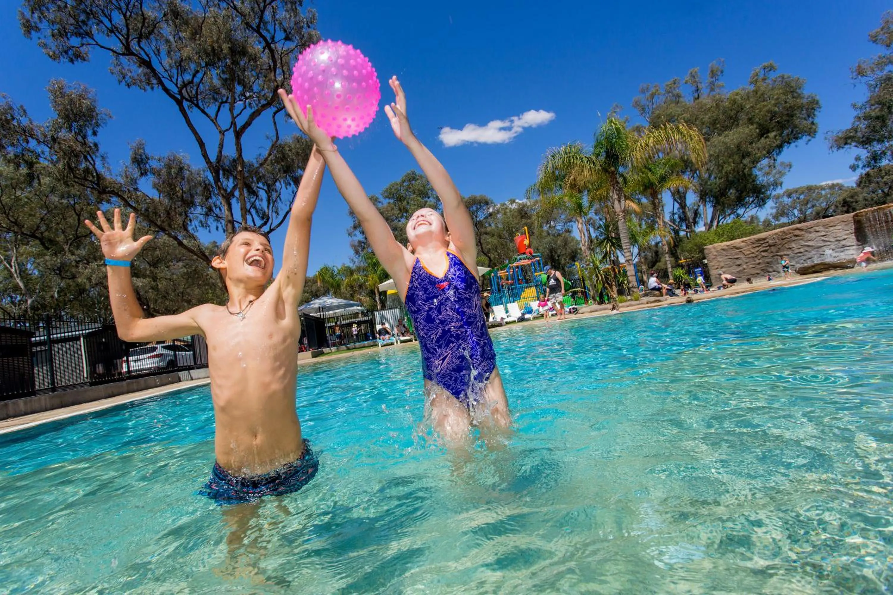 older children in Discovery Parks - Renmark Riverfront