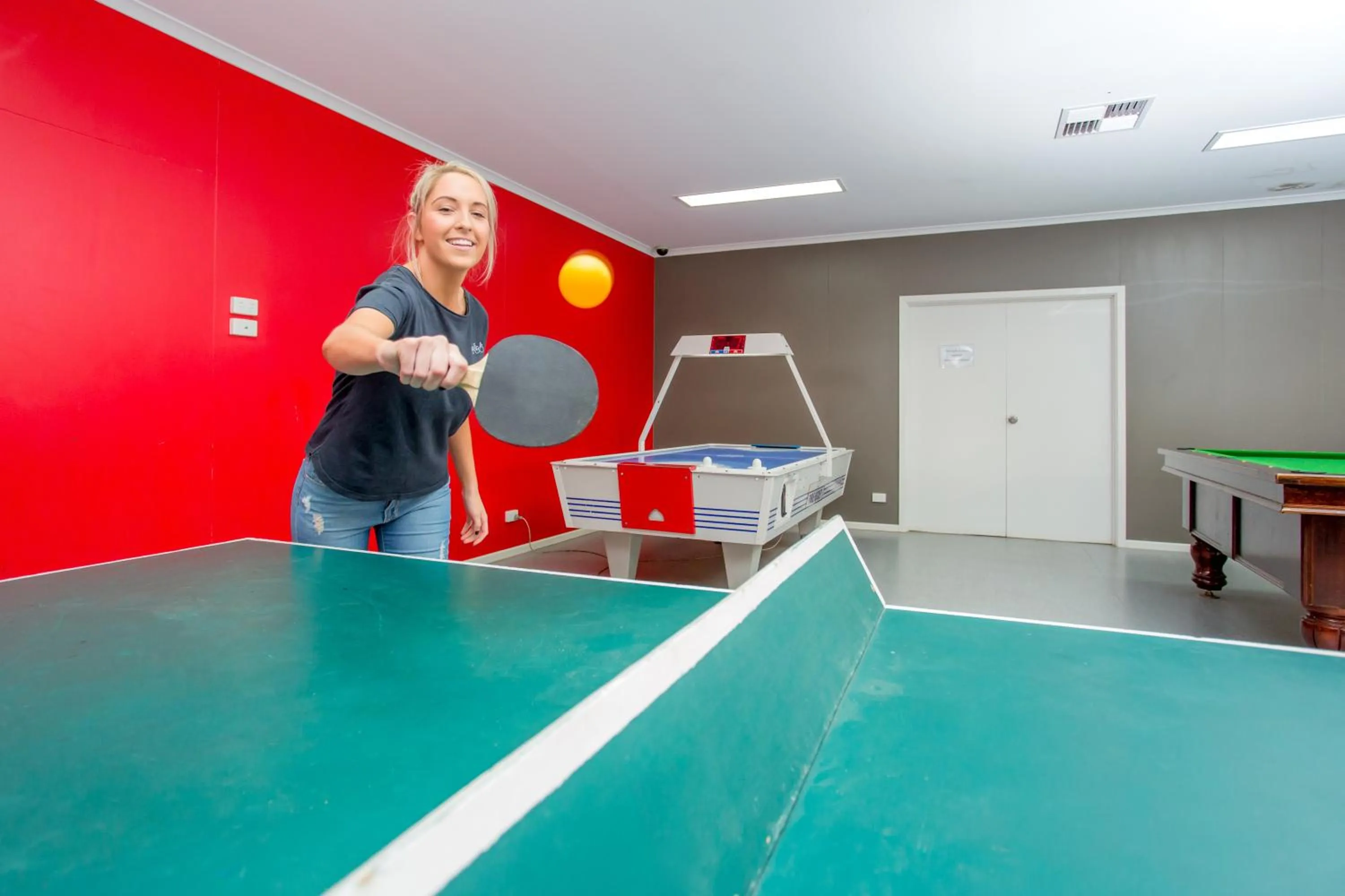 Table tennis in Discovery Parks - Renmark Riverfront