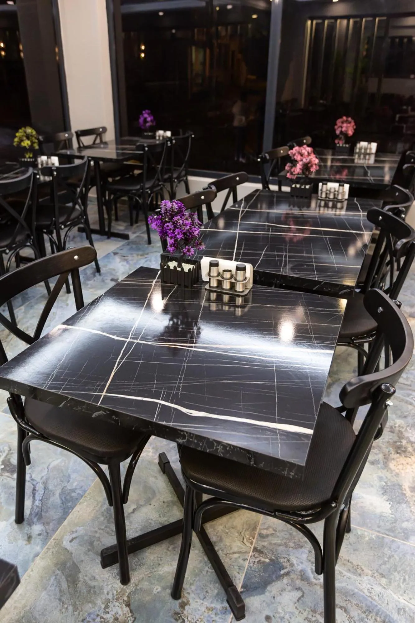 Restaurant/places to eat in Ria Suites Boutique Hotel