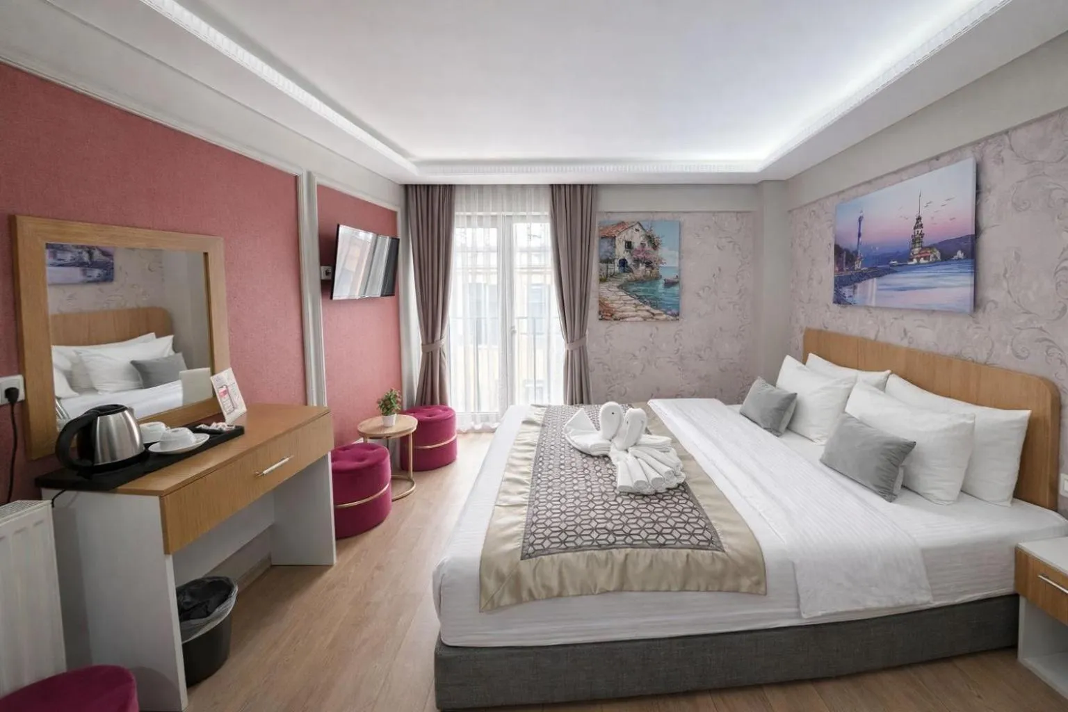 Bed in Ria Suites Boutique Hotel