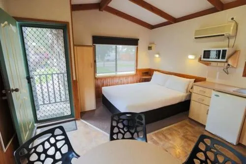 Bed in BIG4 Melbourne Holiday Park