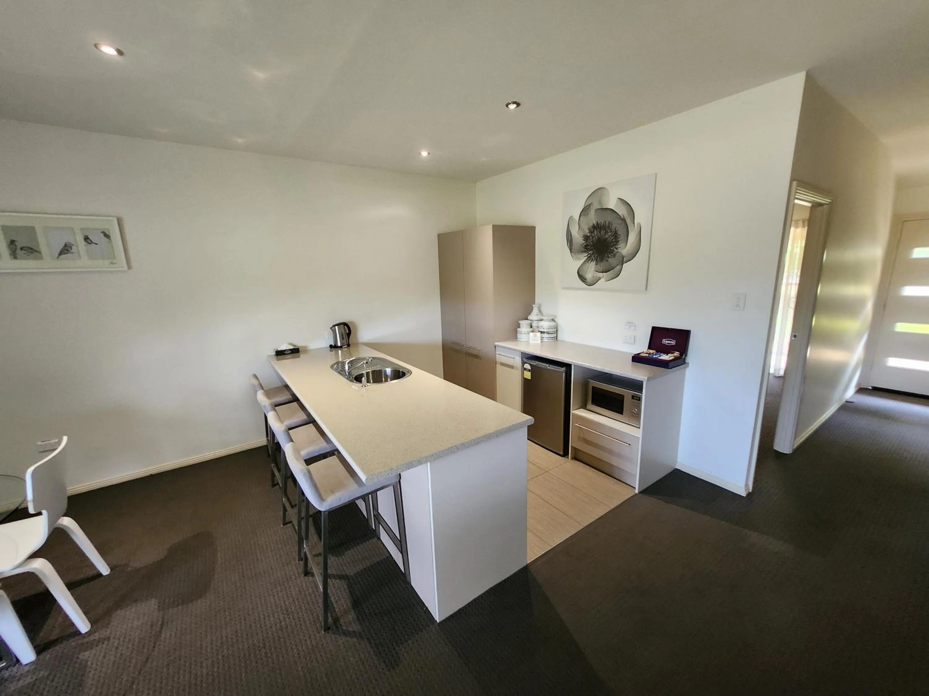 Kitchen or kitchenette in H Boutique Hotel