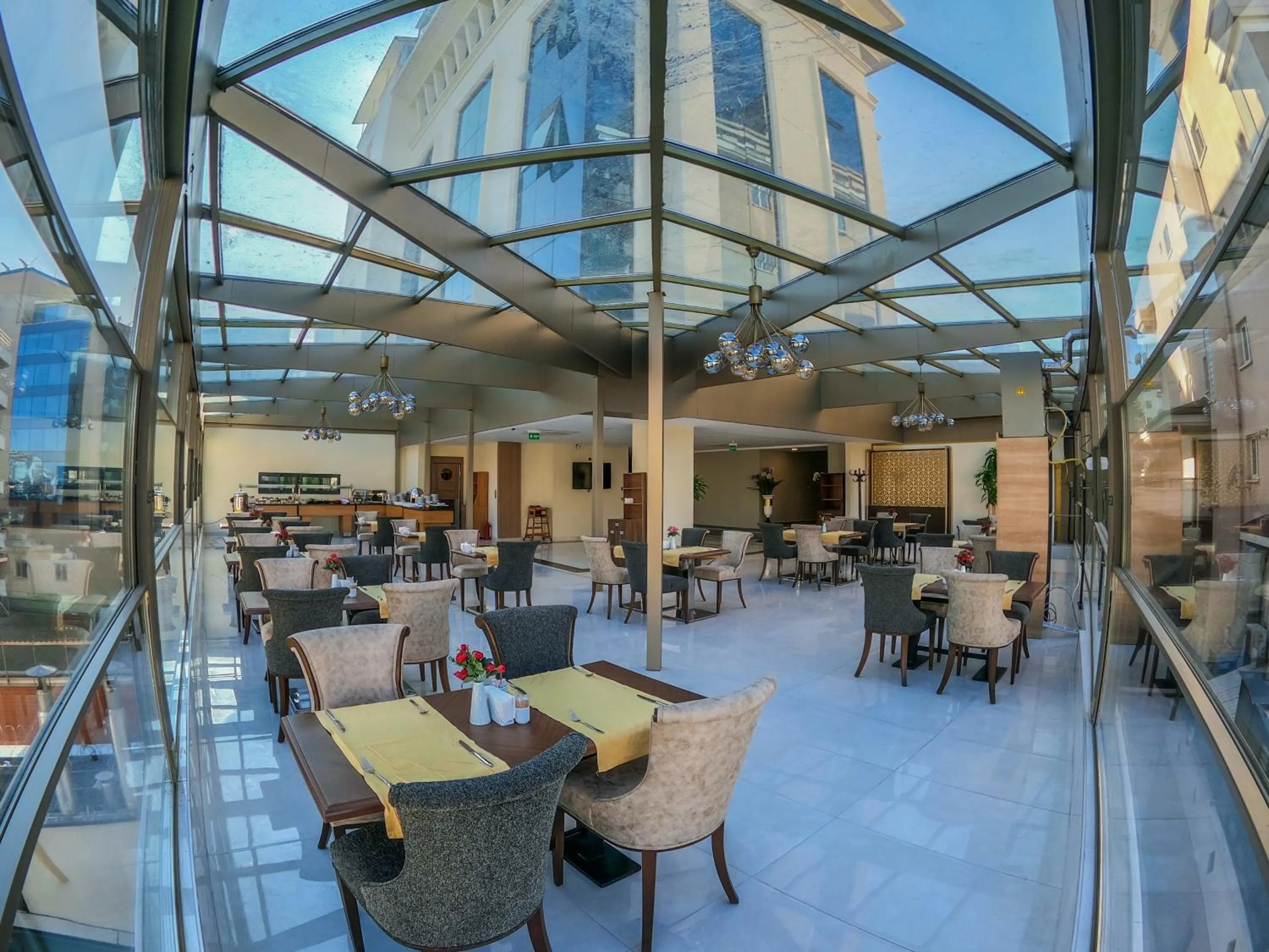 Restaurant/places to eat in Akman Premium Hotel