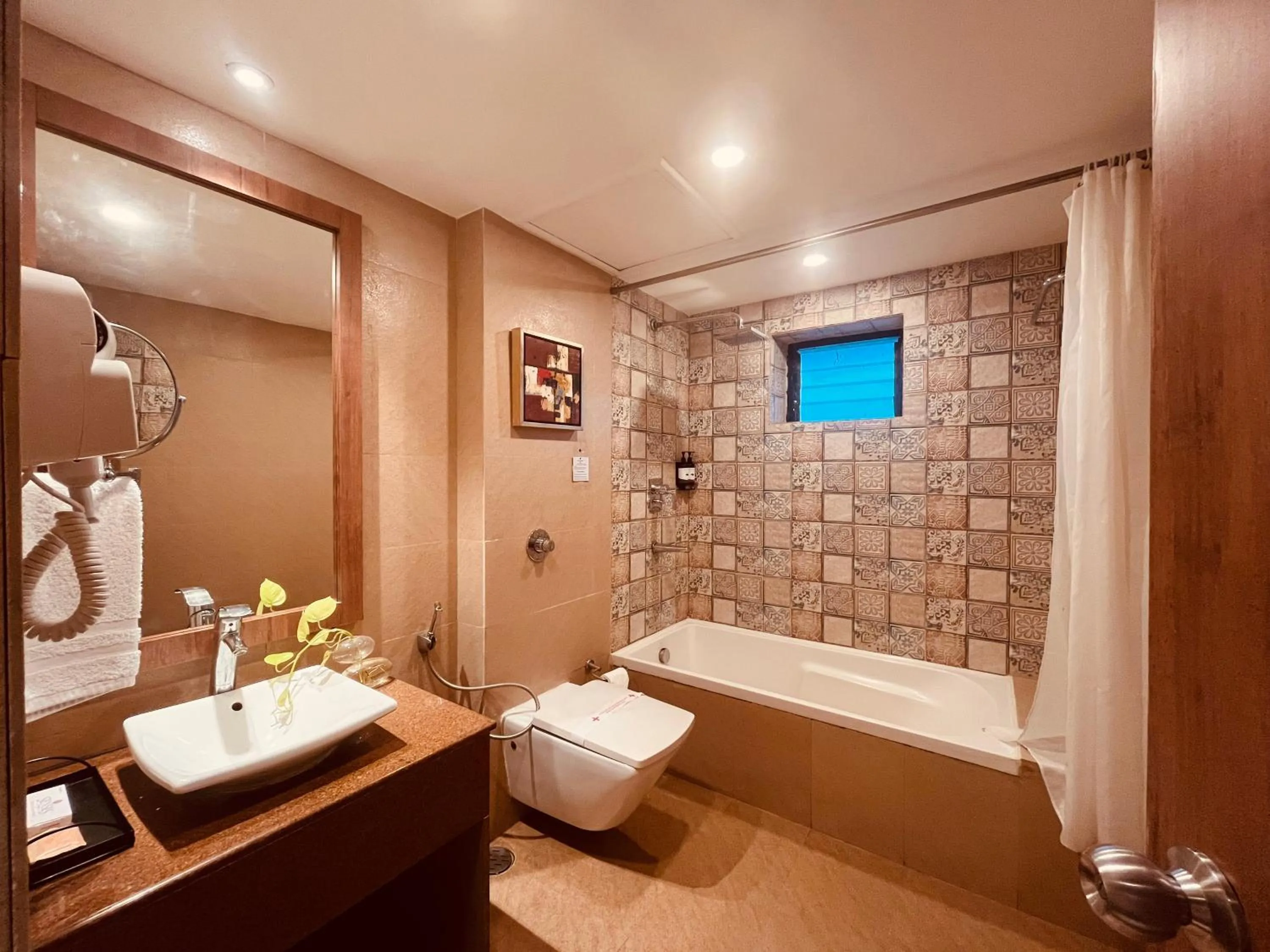 Bath in Hotel Senses