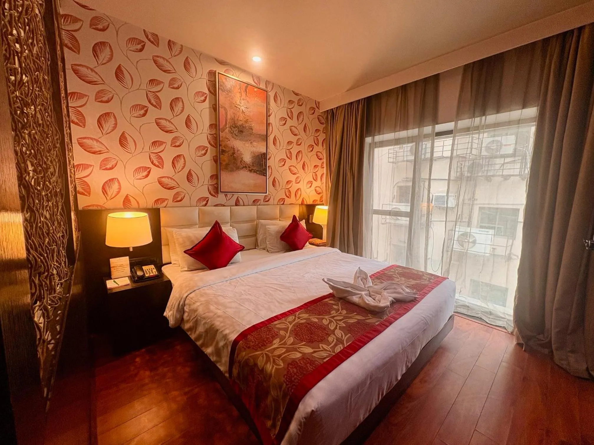 Bedroom, Bed in Hotel Senses