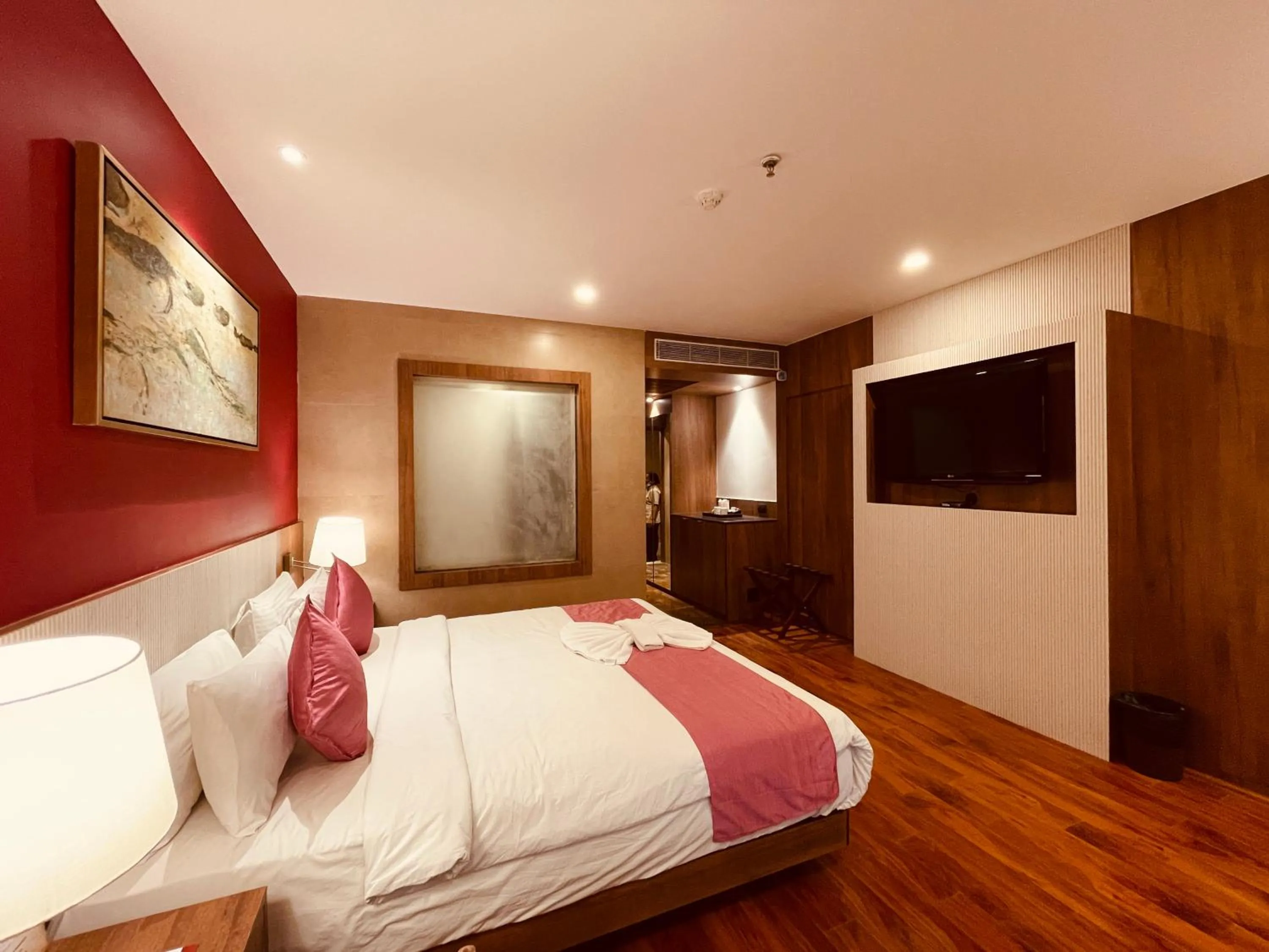 Photo of the whole room, Bed in Hotel Senses