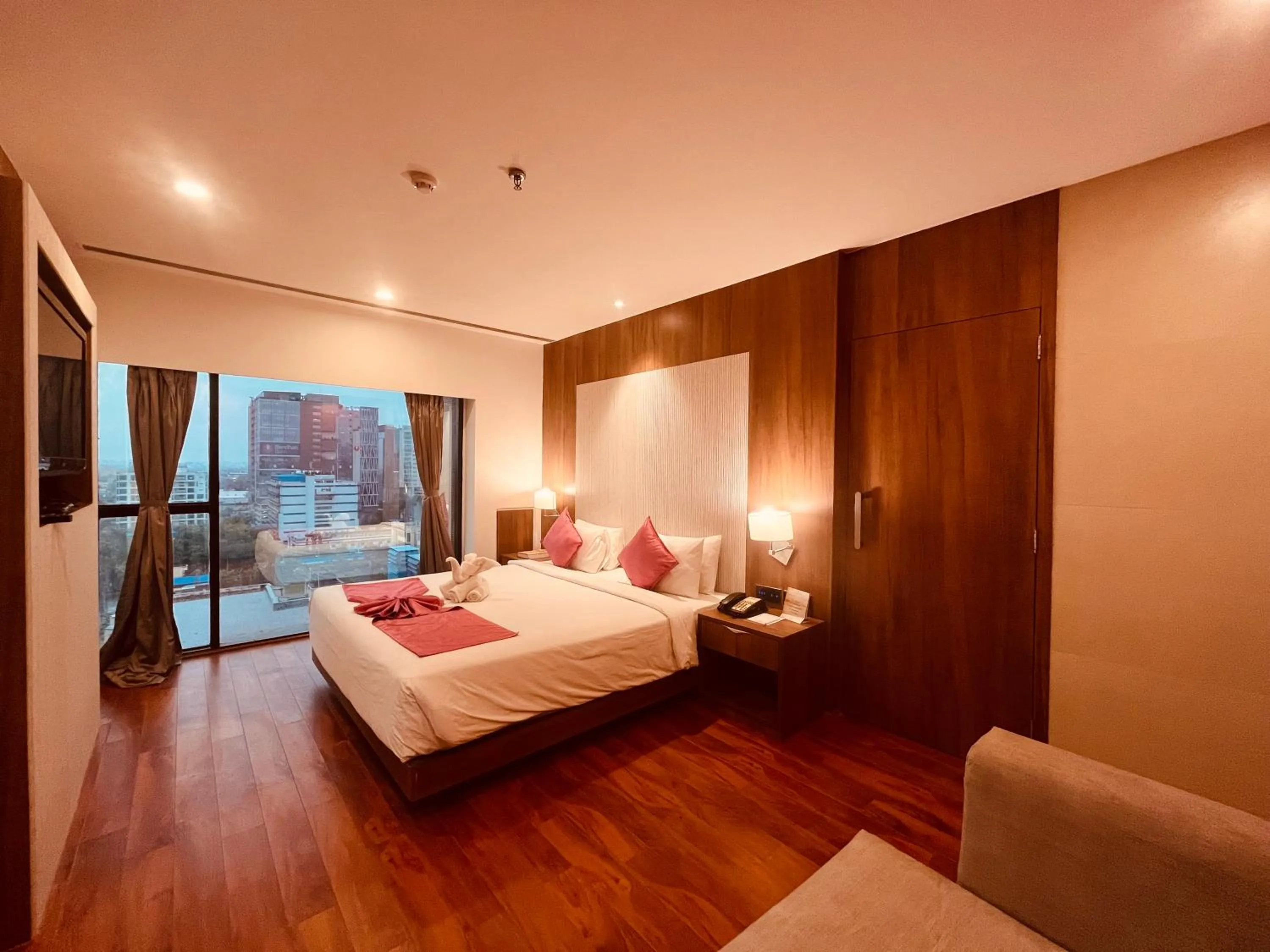 Bedroom, Bed in Hotel Senses