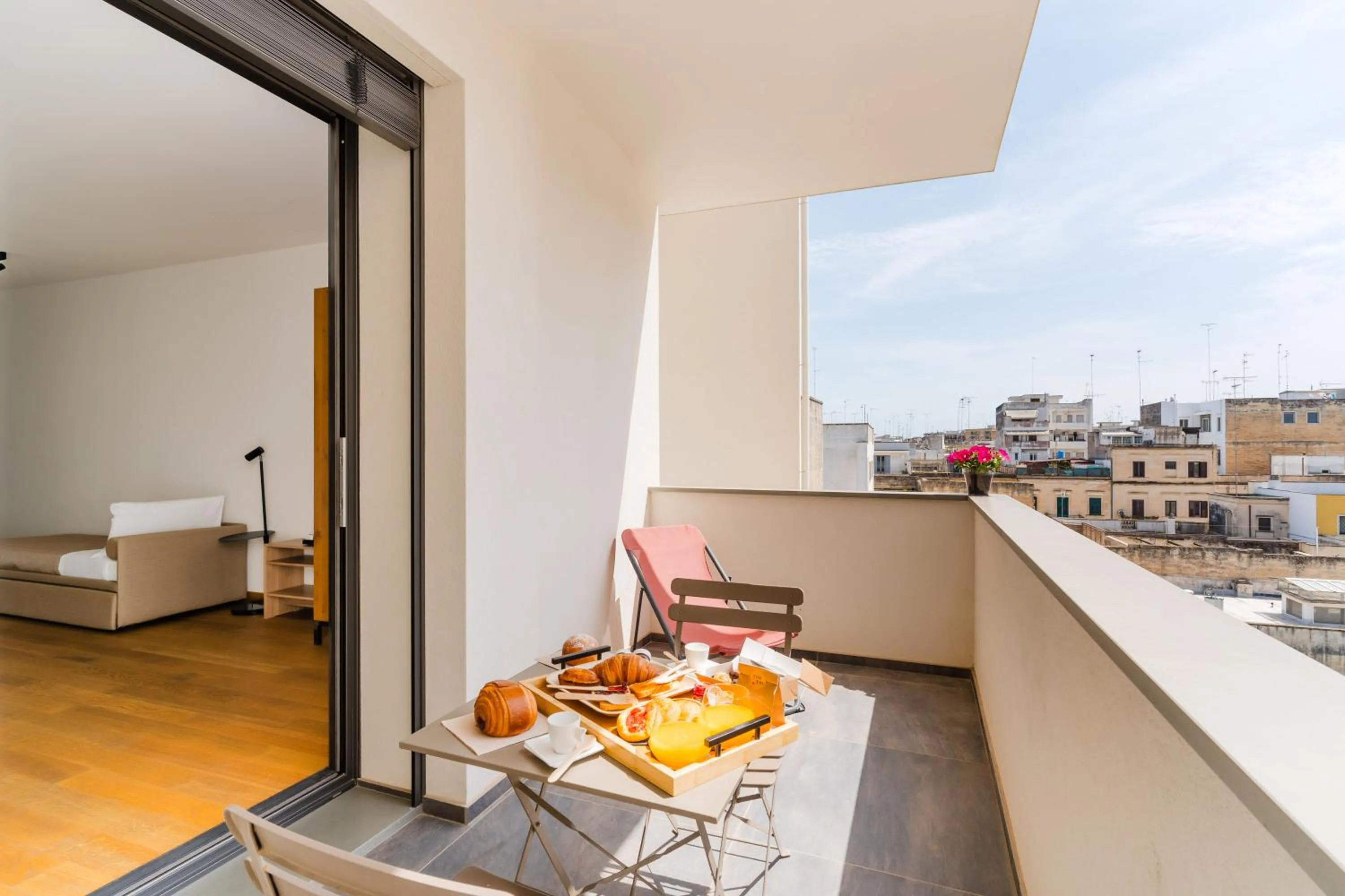 Balcony/Terrace in Glass House - Smart Rooms & Parking