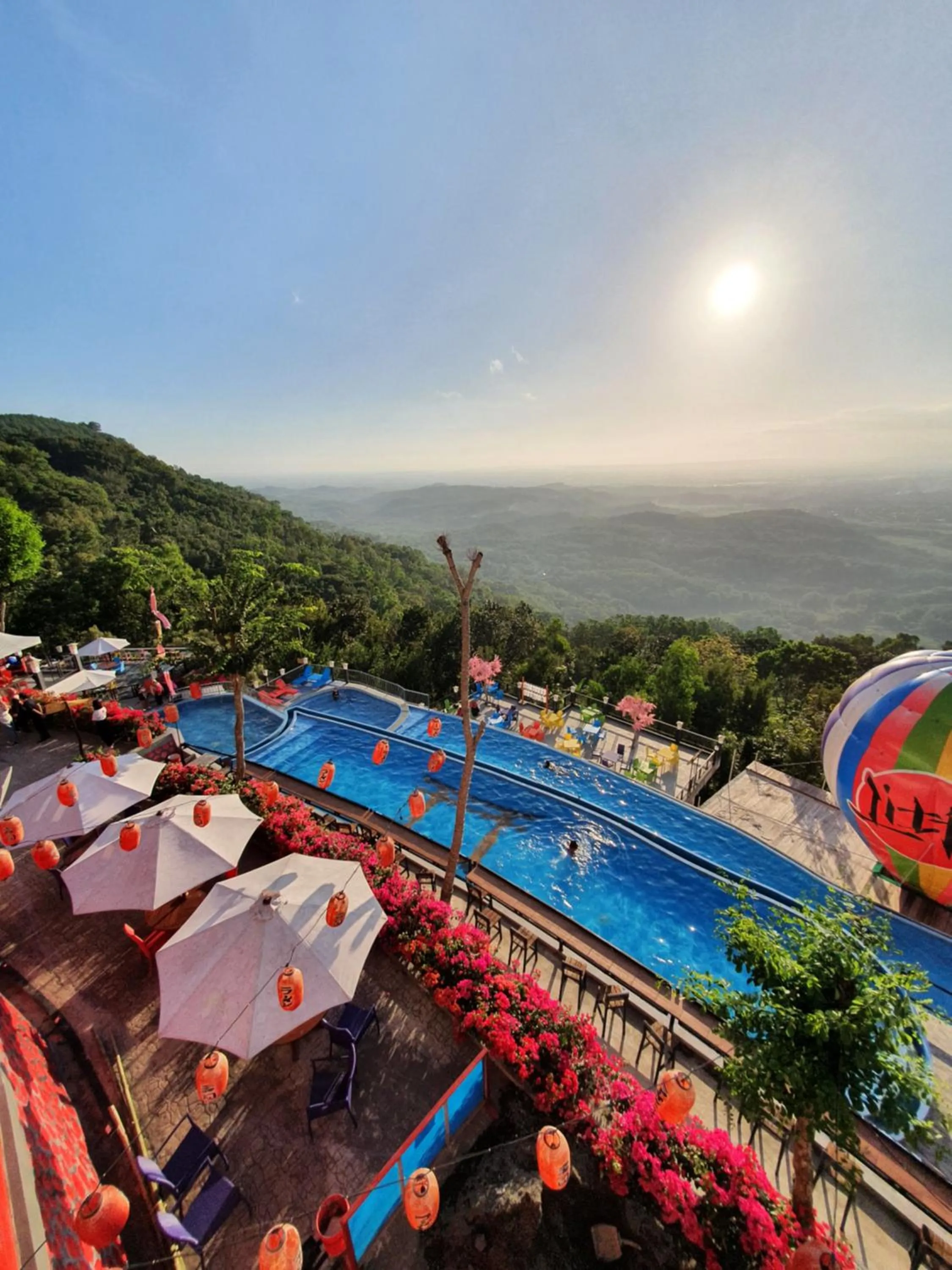 Pool view in Little Tokyo