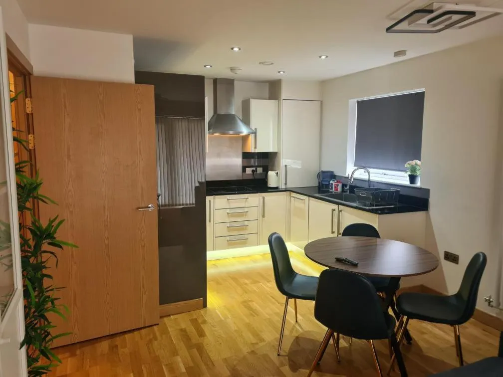 little hideout, Luxury Apartment