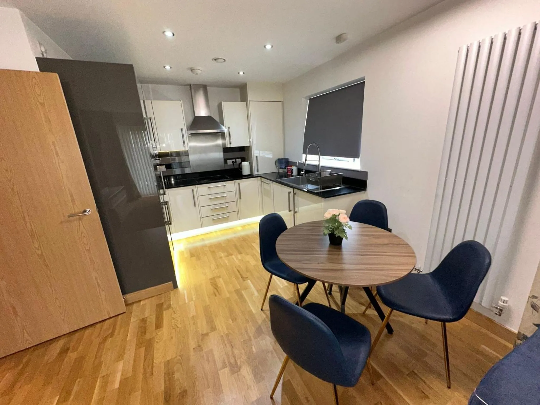 little hideout, Luxury Apartment