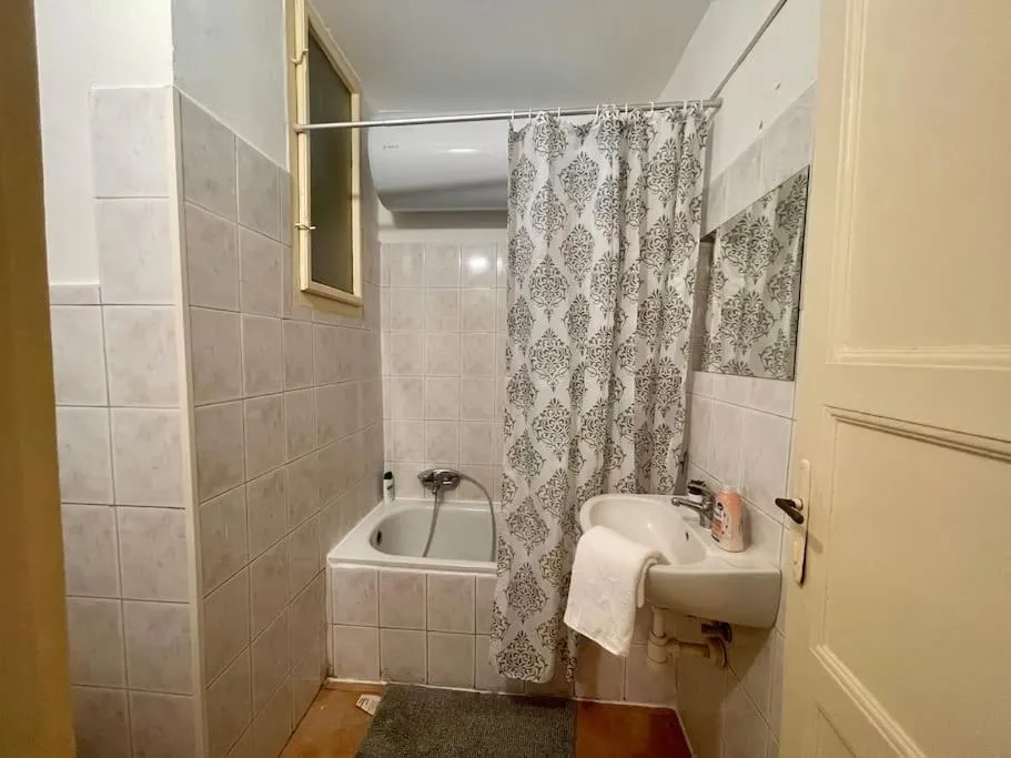 Bathroom in Central Market Apartments