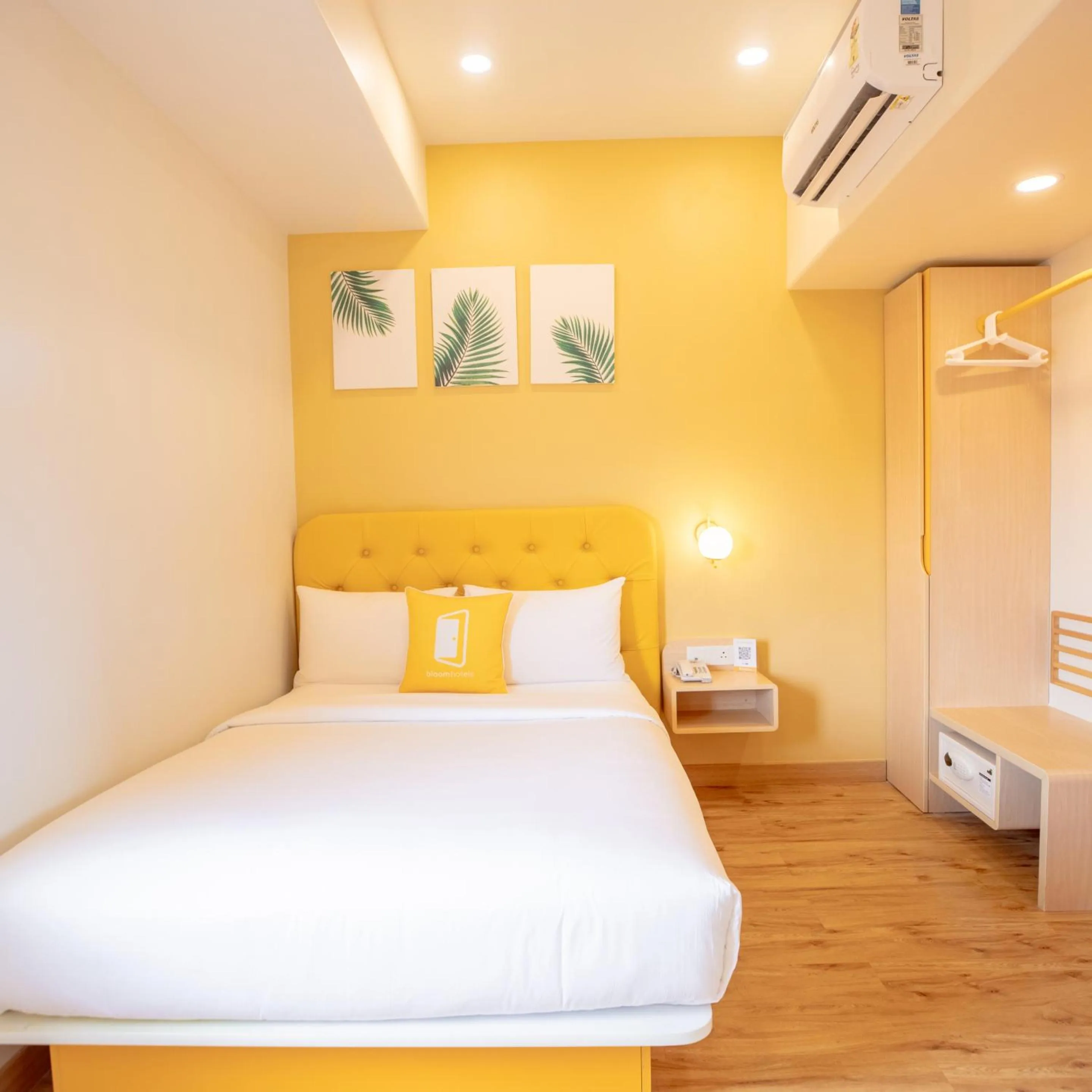 Photo of the whole room, Bed in Bloom Hotel - HSR Layout Sector 6