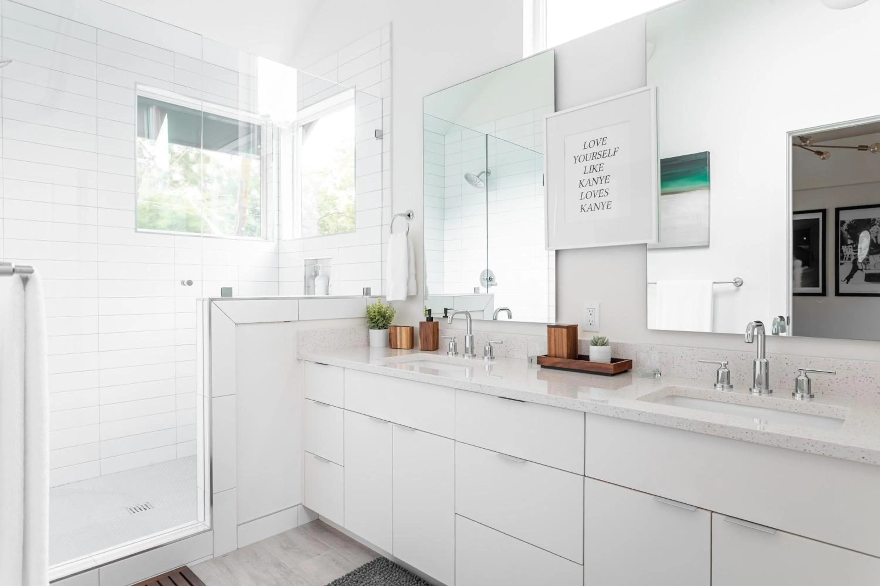 Bathroom in Insa Worthy Two-Home Retreat - Fire Pit, Hot Tub