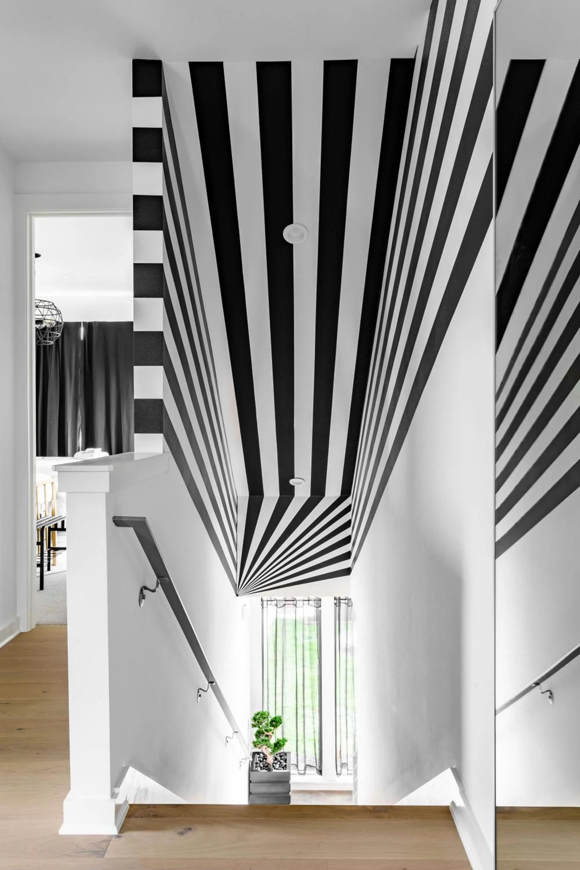 Decorative detail in Insa Worthy Two-Home Retreat - Fire Pit, Hot Tub