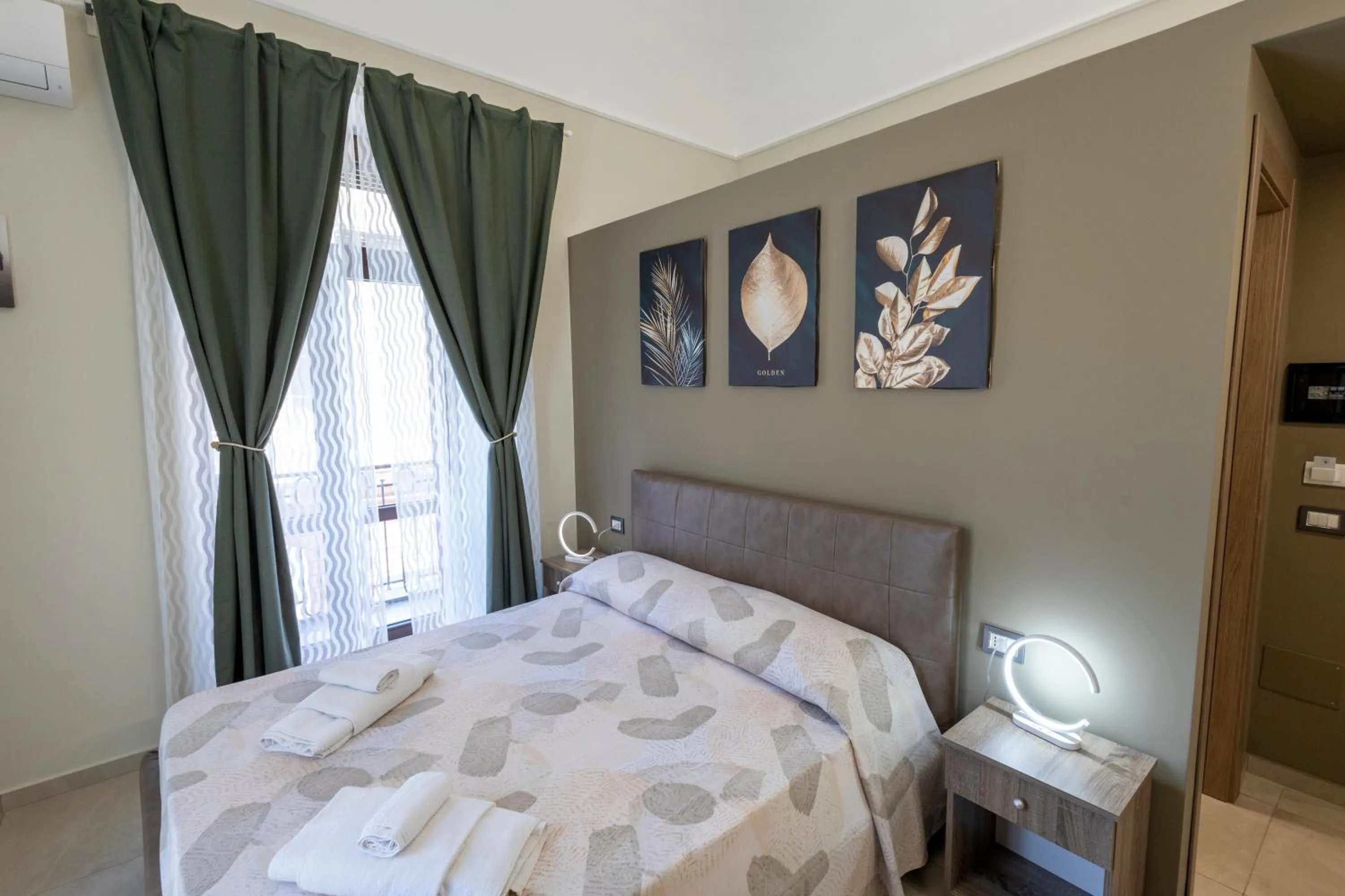 Bed in CATANIA CENTER B&B