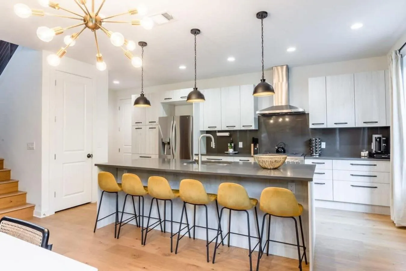 Kitchen or kitchenette in Massive 10BR Compound - 6 Min to Downtown Austin