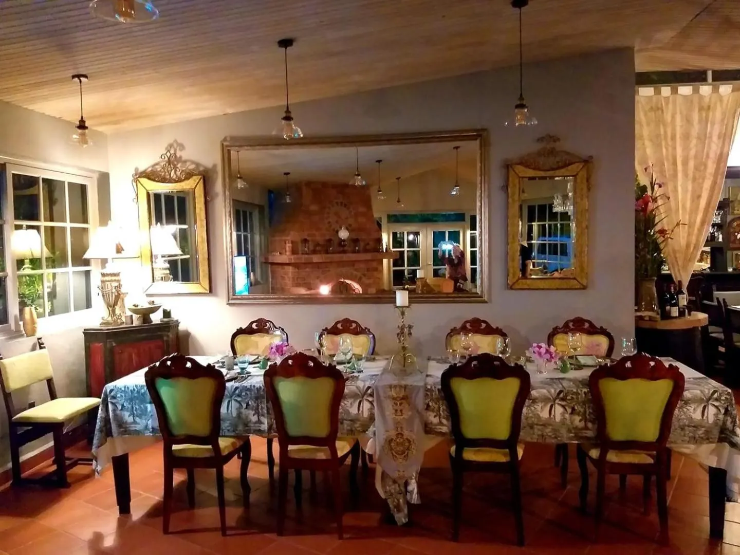 Restaurant/places to eat in SCHUMANN'S RESORT & PARK