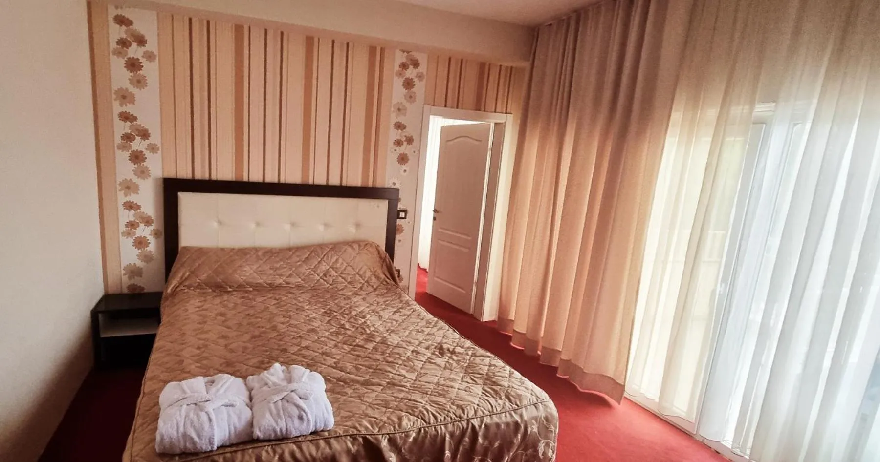 Bed in Hotel Bluebell