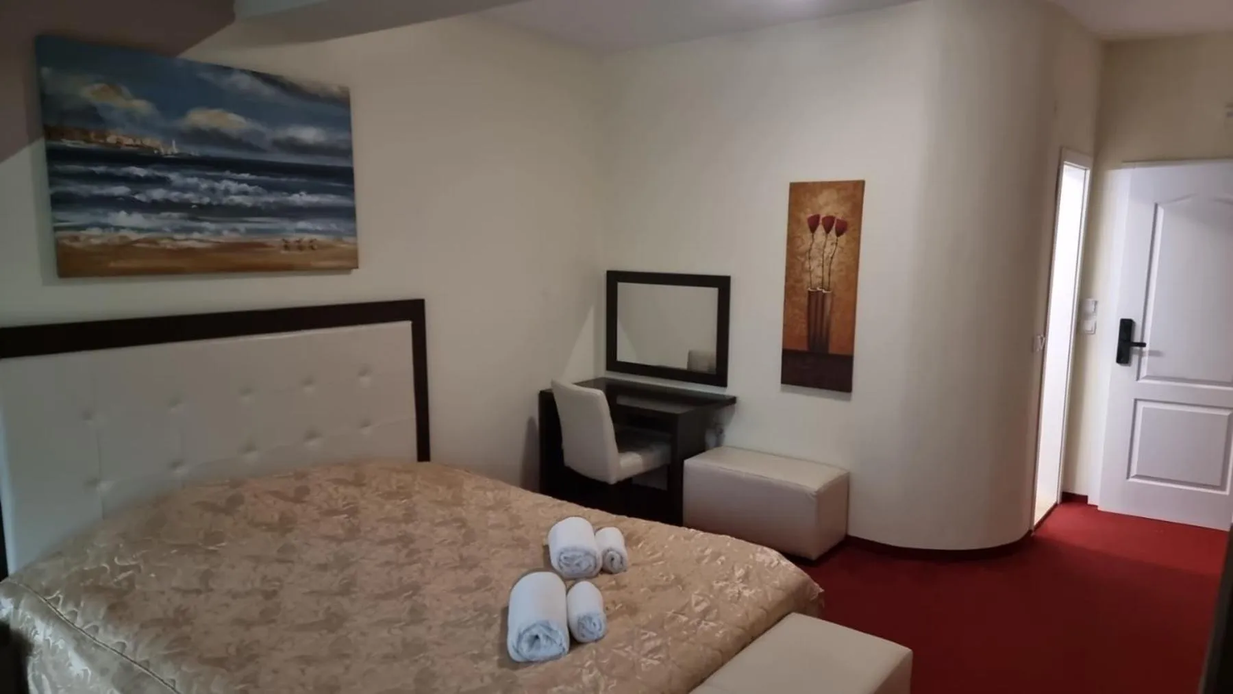 Bed in Hotel Bluebell