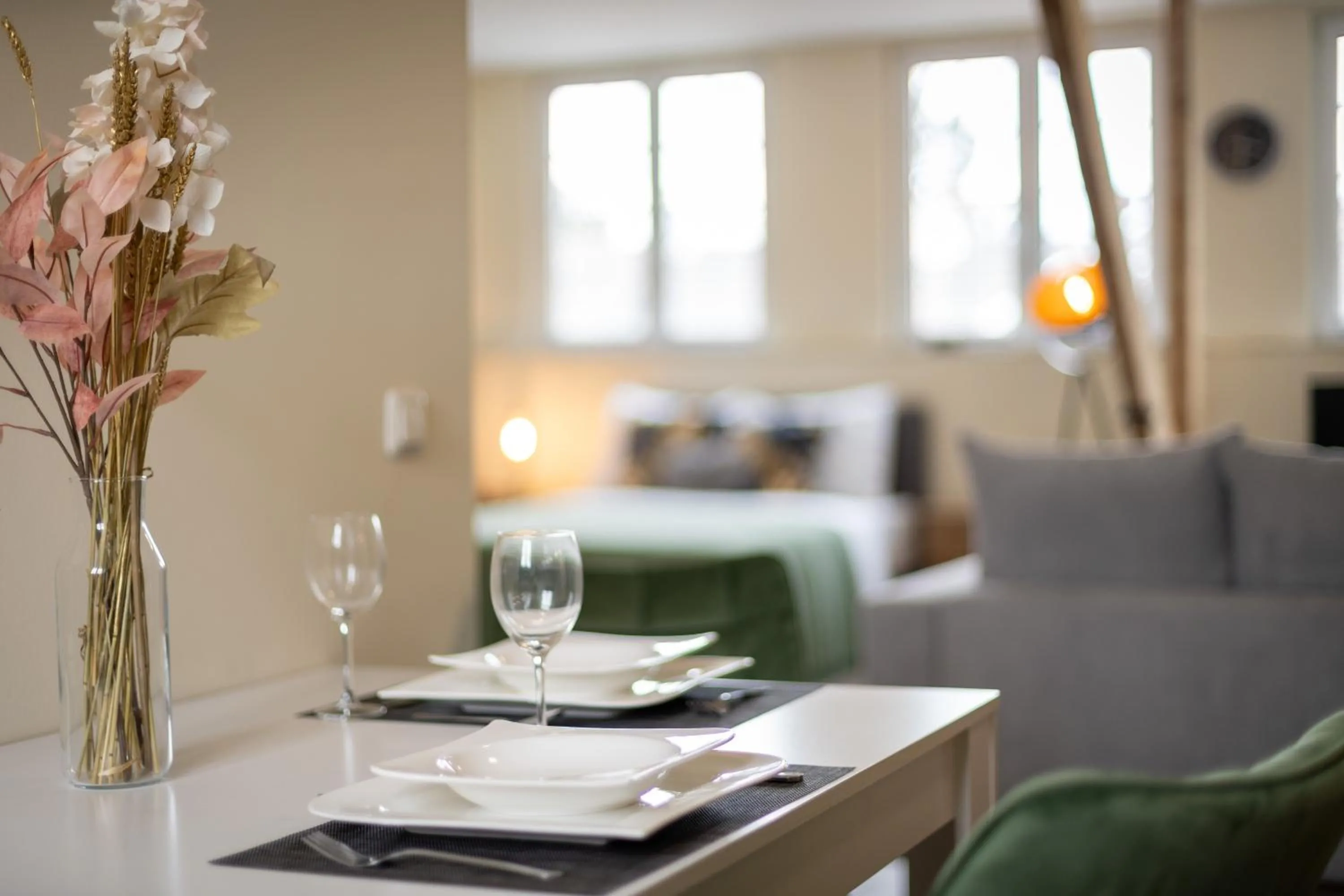 Maracoon - Suite Studios Krefeld Uerdingen I 20 Min zur Messe