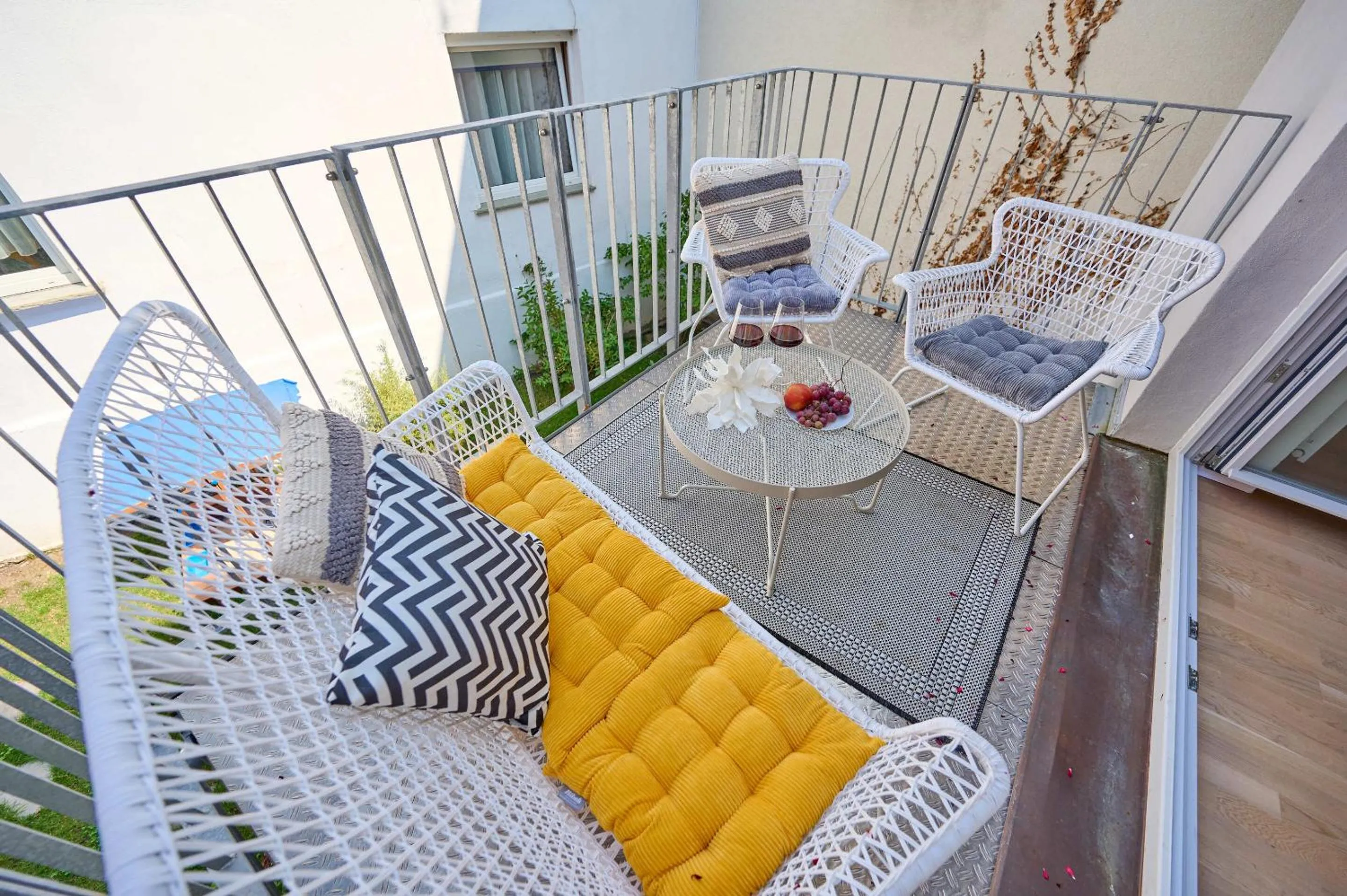 COZY SCHWABACH # frisch renoviertes Fachwerk # 100qm # Modern # Balkon # Netflix