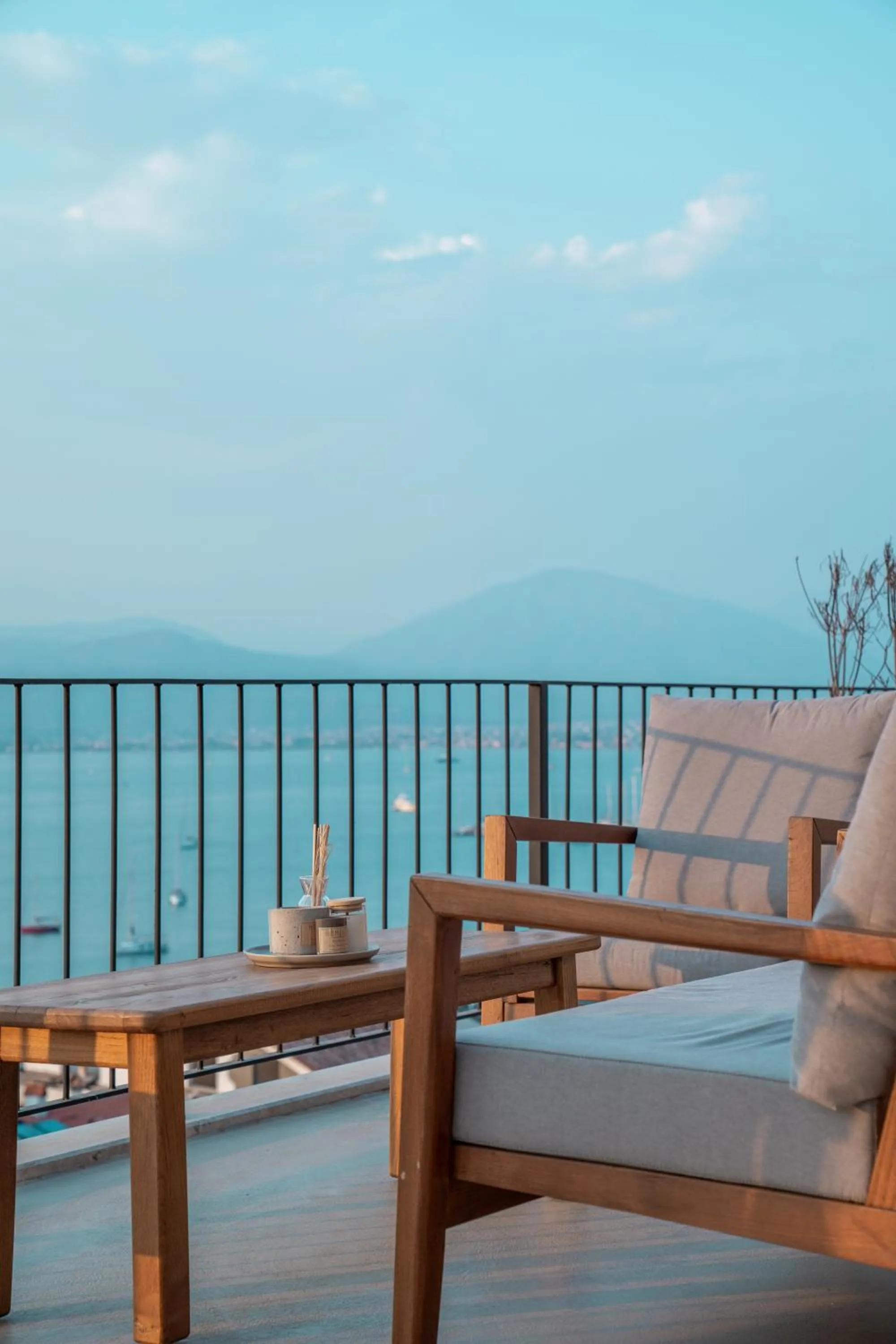 Patio in Gizz Suites