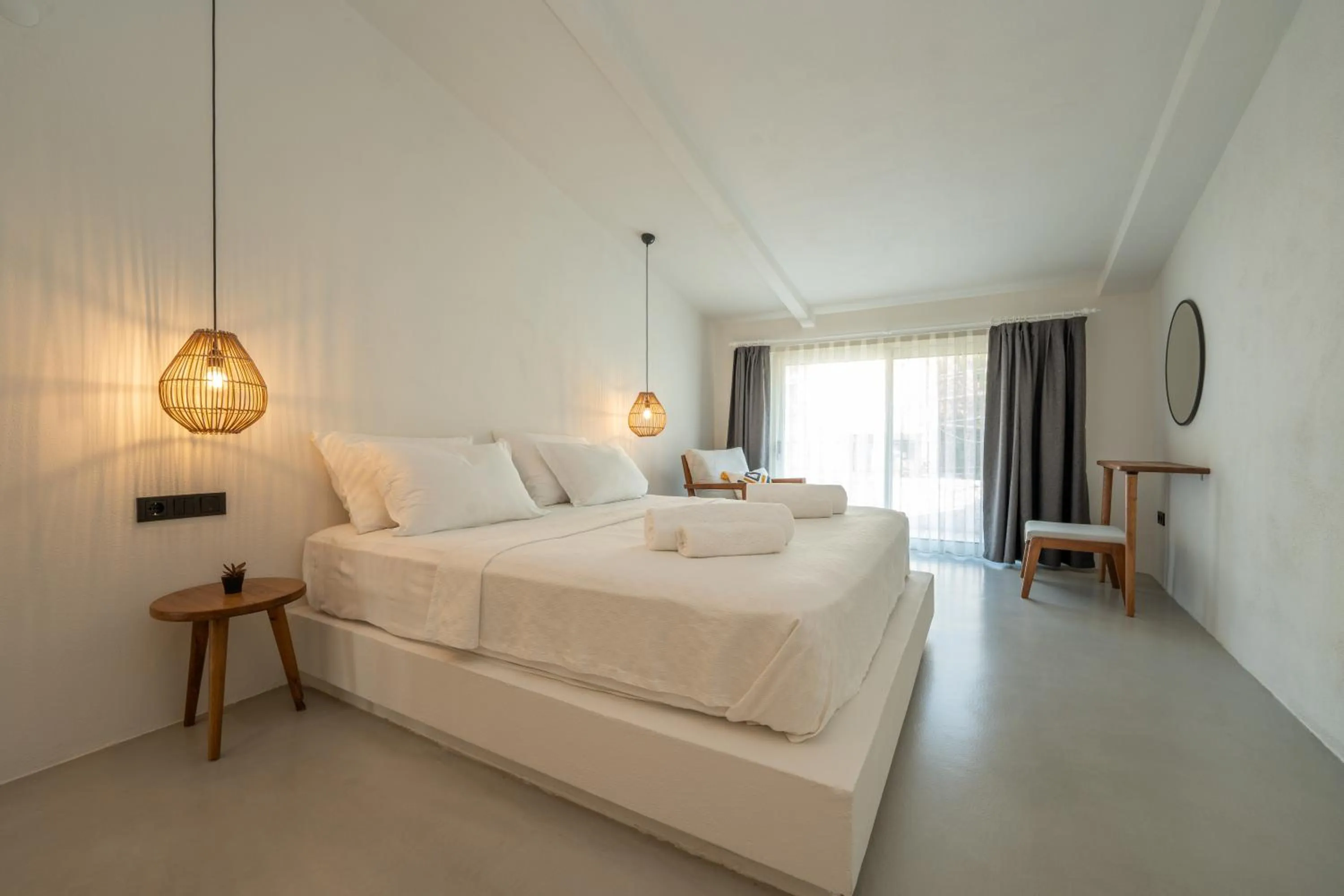 Bed in Gizz Suites City