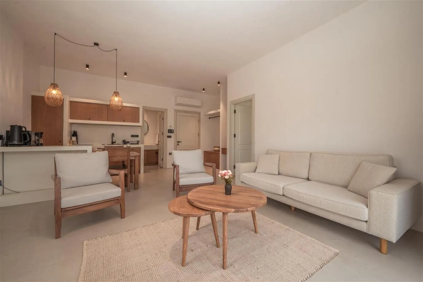 Coffee/tea facilities in Gizz Suites City