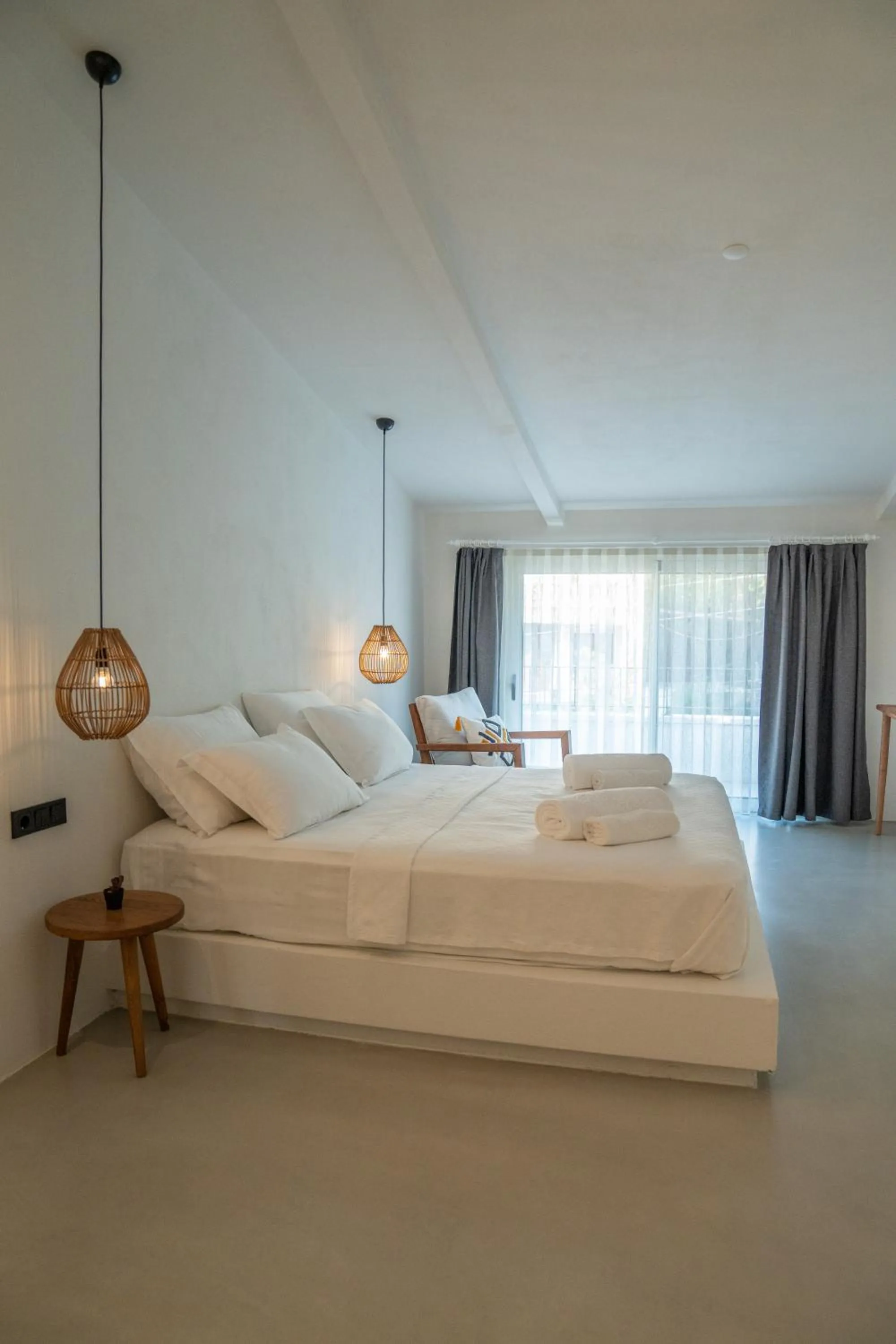 Bed in Gizz Suites City