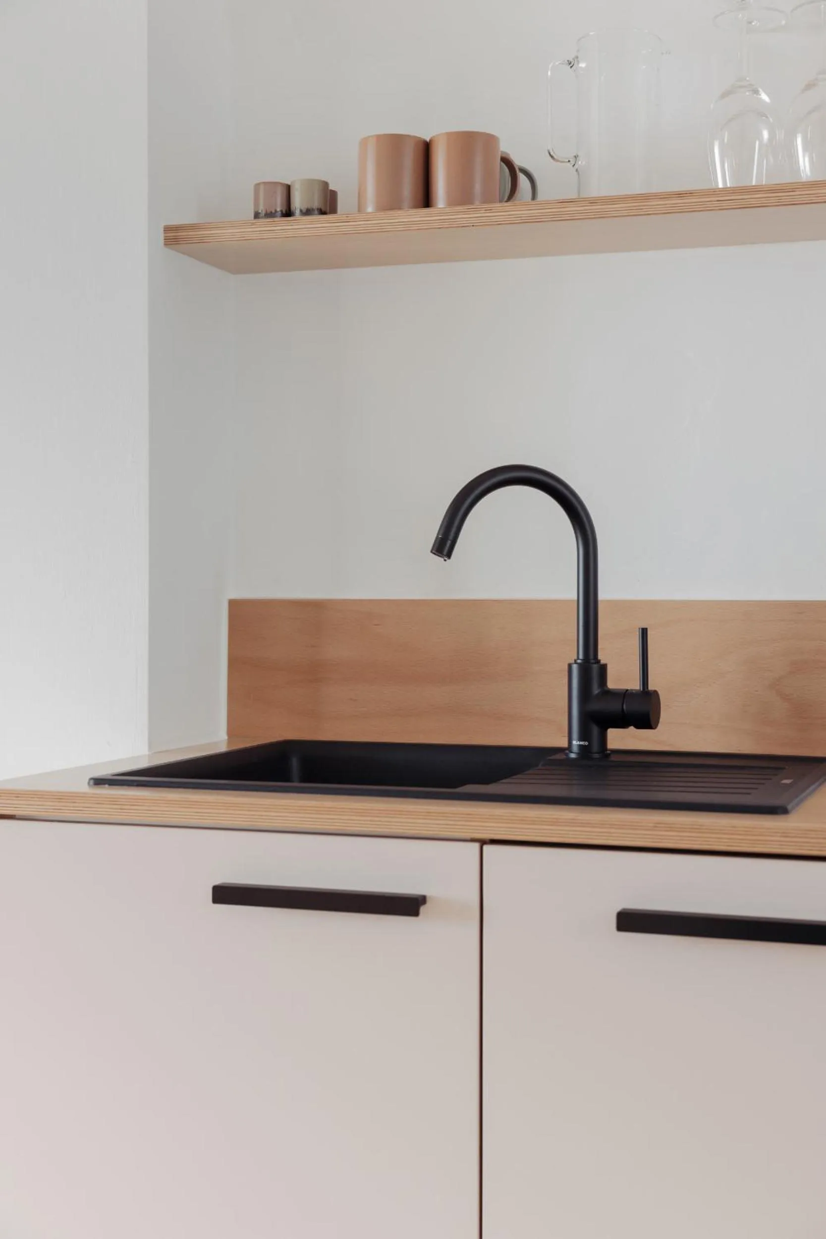 Kitchen or kitchenette in Das Grüne Haus - Boutique Apartments ecofriendly