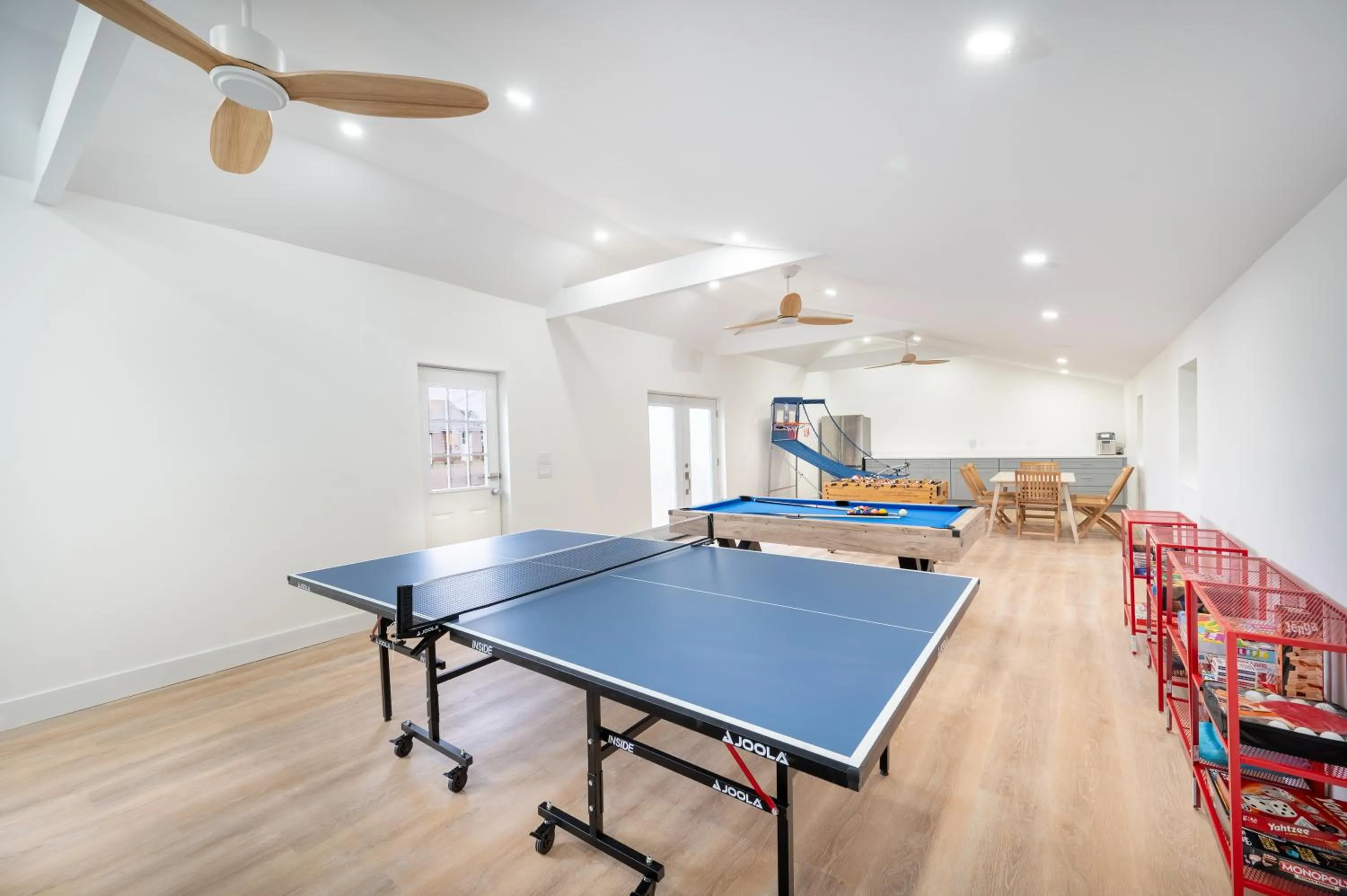 Game Room in Marina Bay Cottages