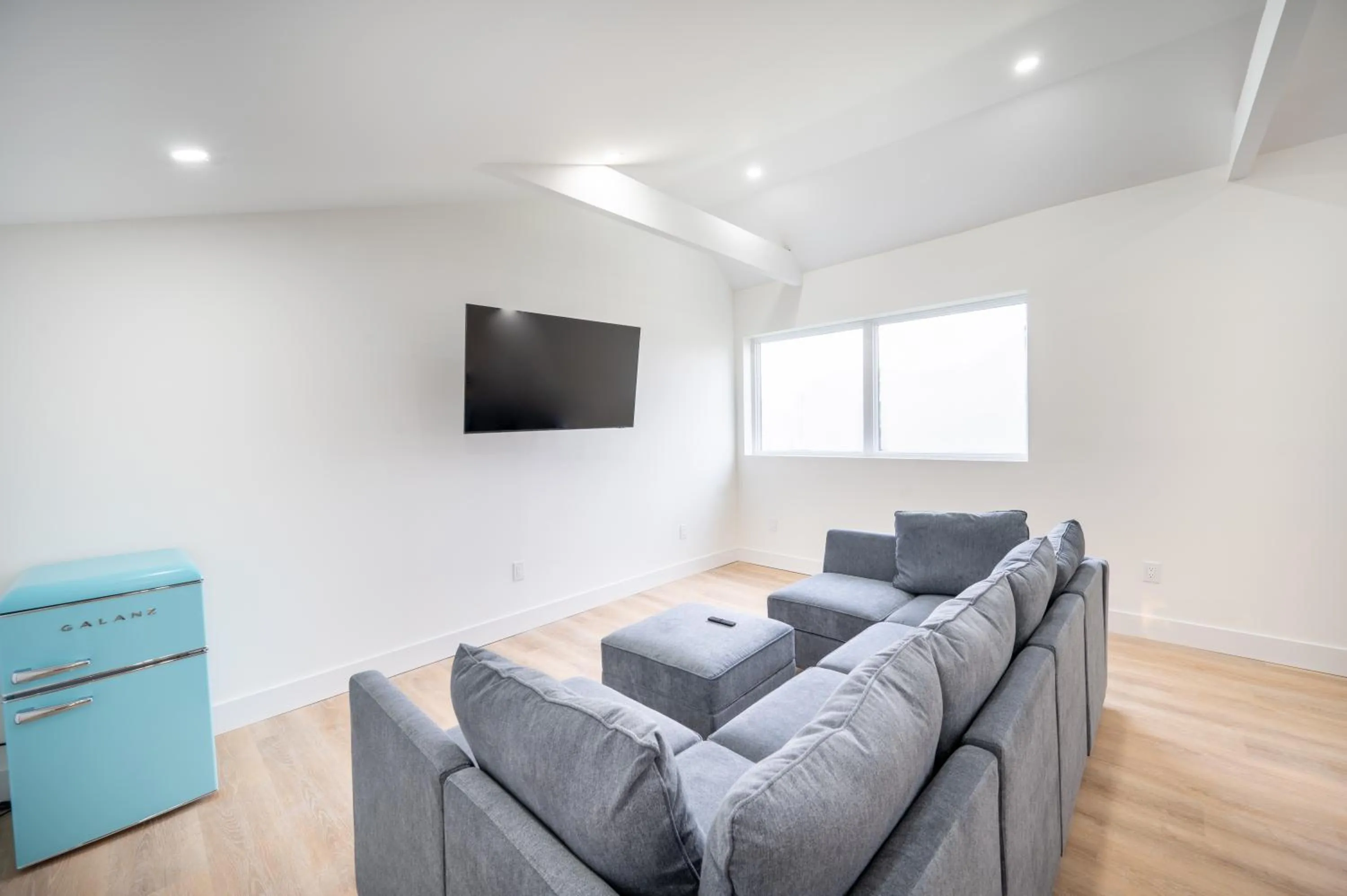 Game Room in Marina Bay Cottages