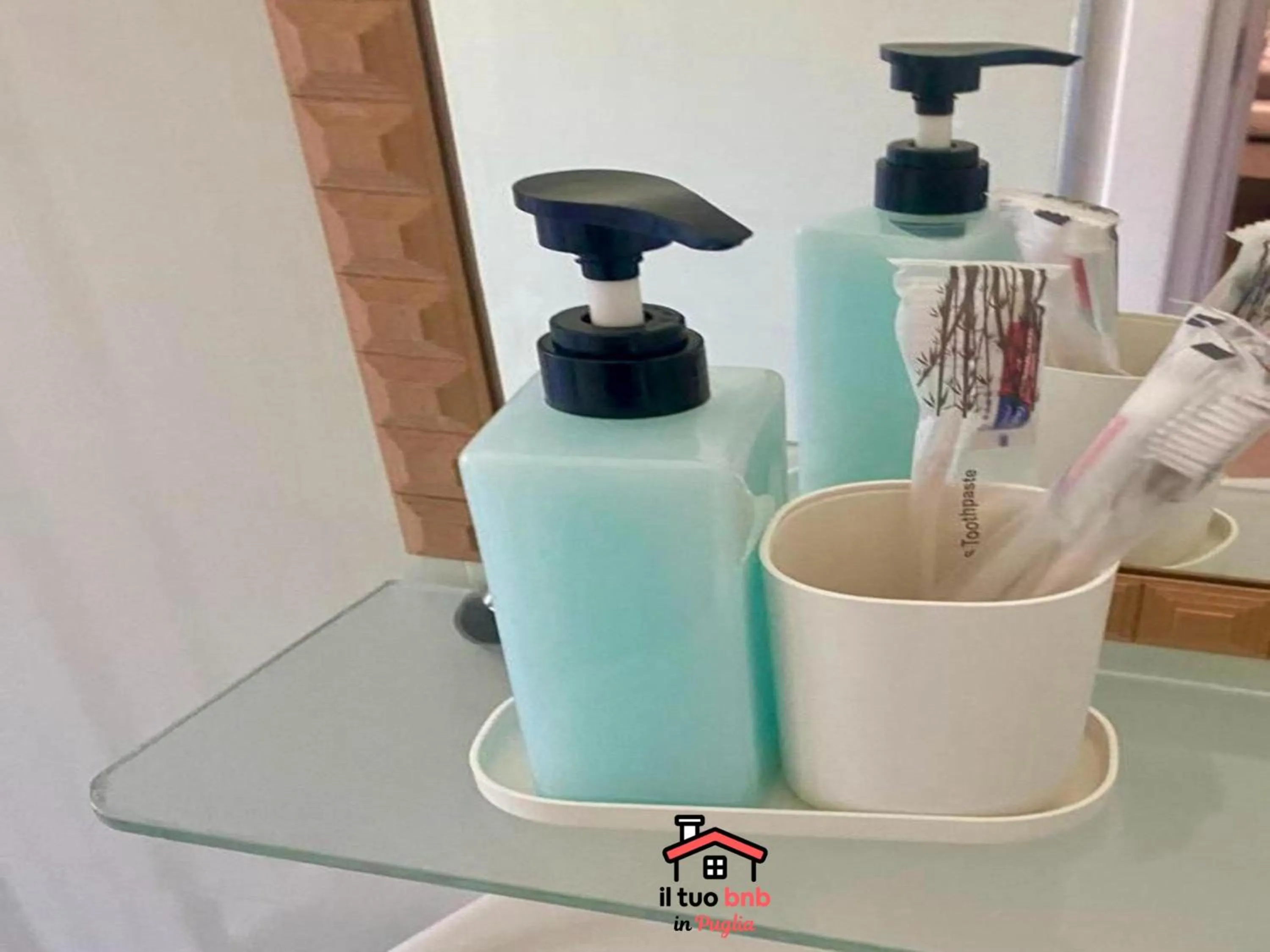 Bathroom in Casa Bianca bnb,Big Terrace,10 min Airport Beaches