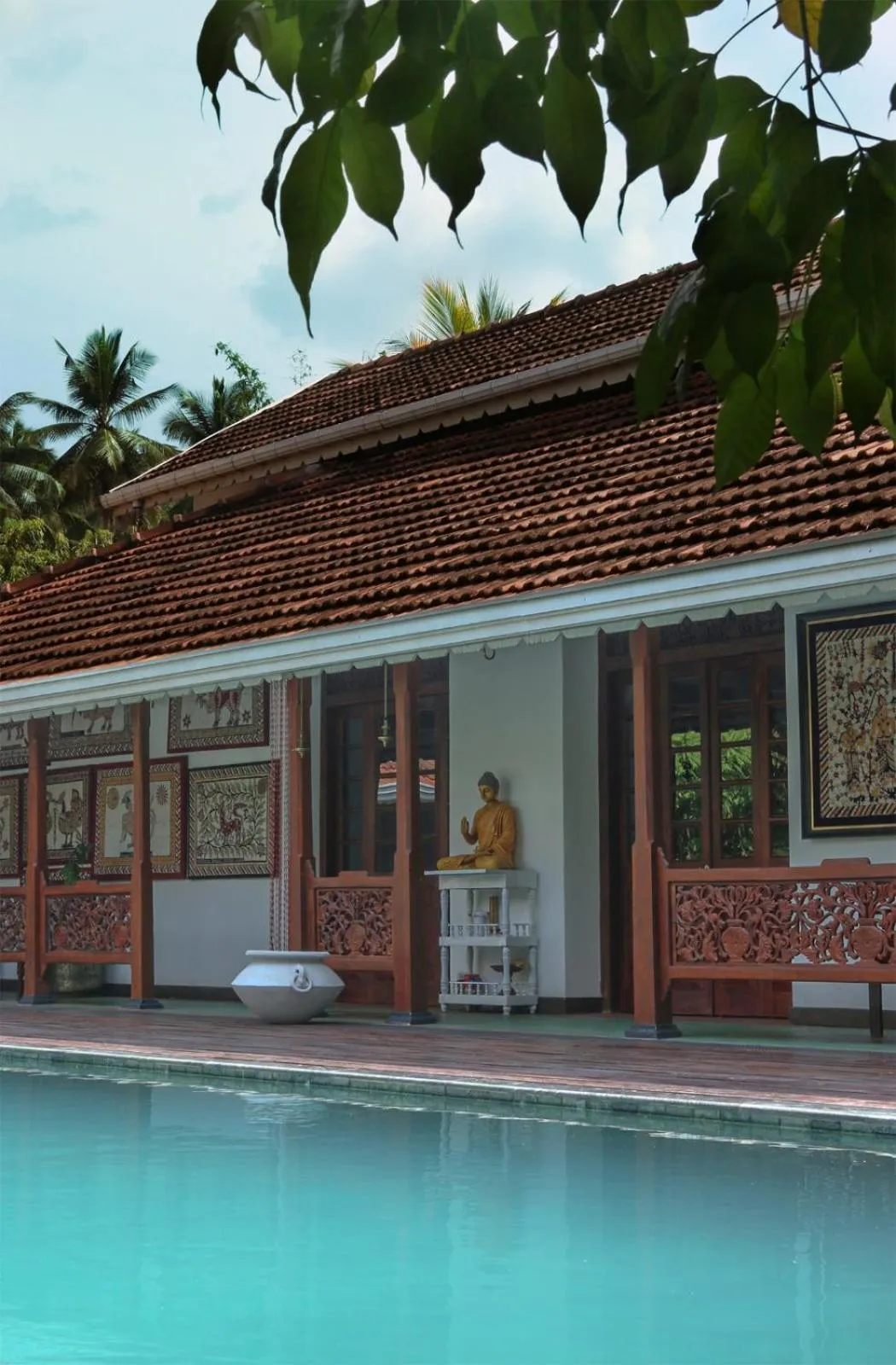 Pool view in Andiramada Walawwa