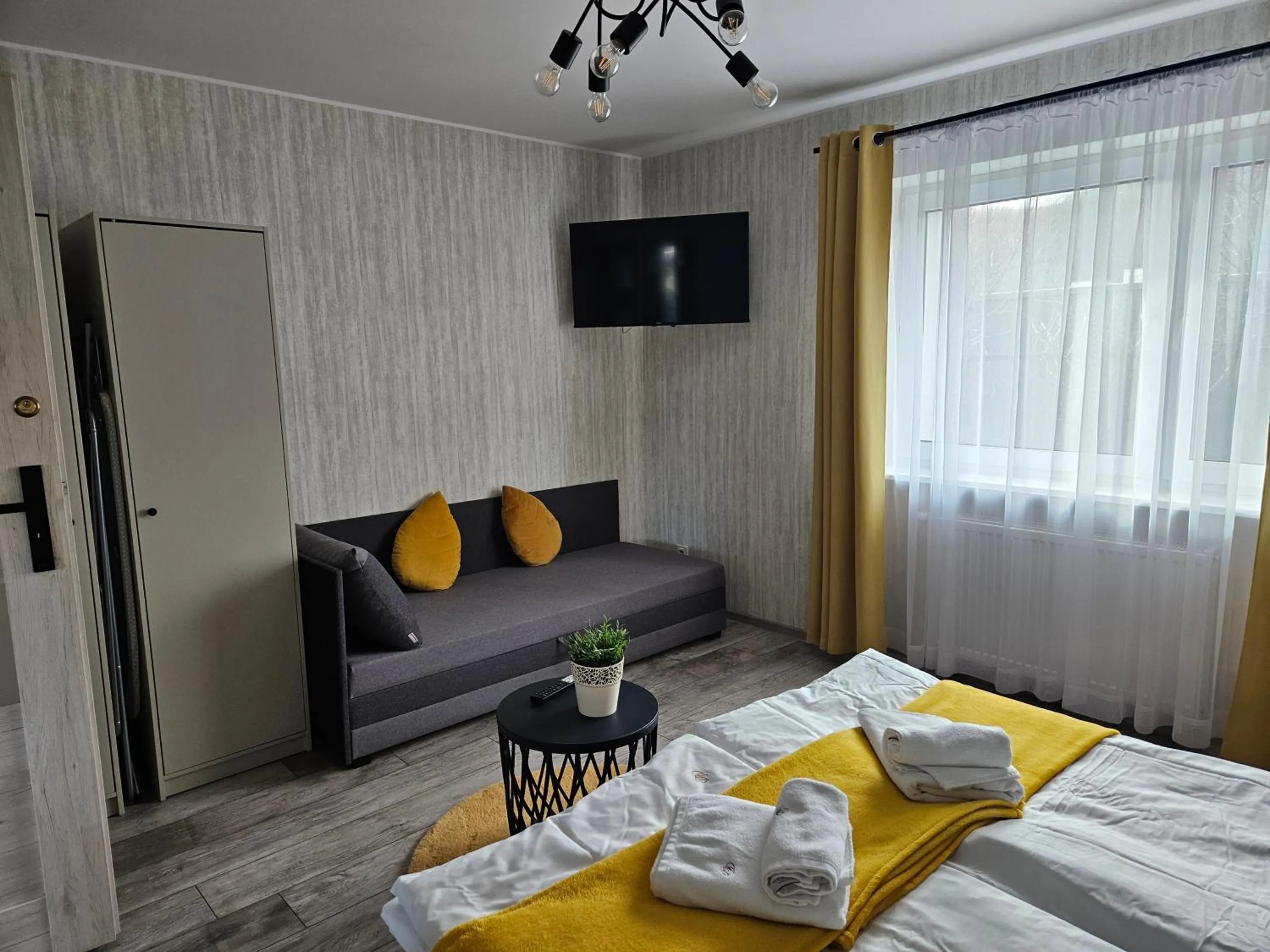 Bedroom, Bed in Apartamenty Premium Biznes Rumia