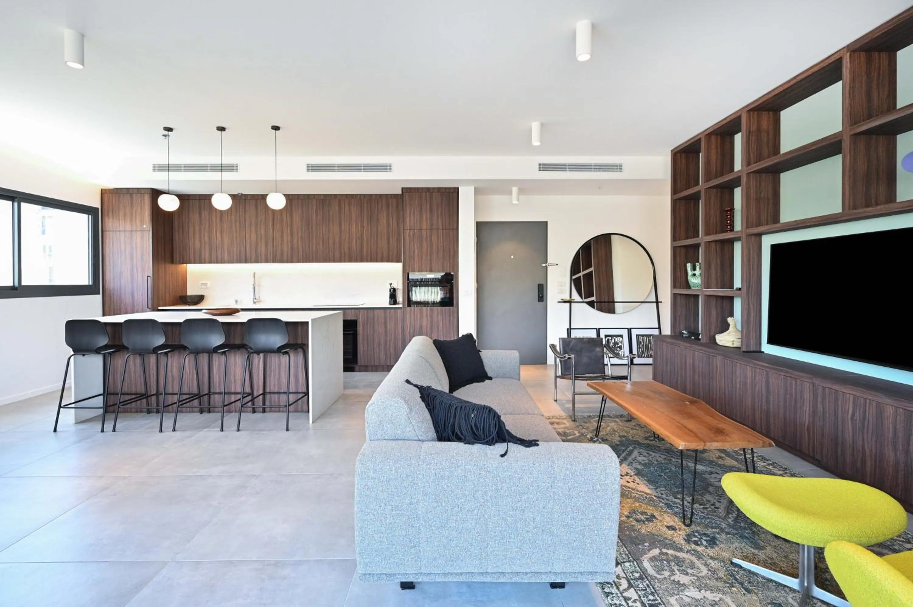 Modern 3BR retreat in the Old North by HolyGuest
