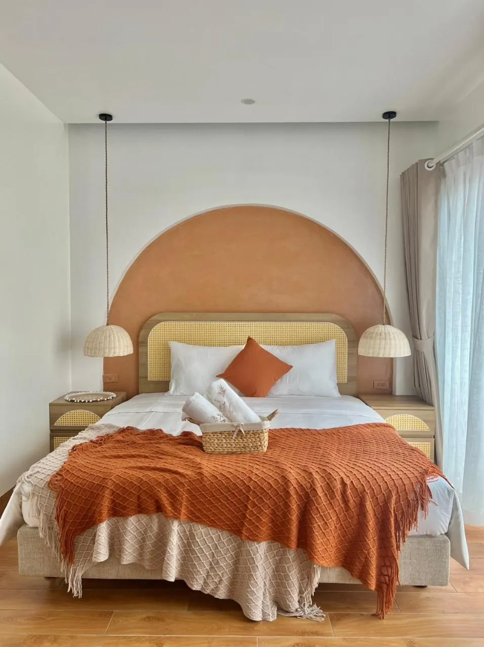 Bed in iRest Orange Tay Ho Lakeside Apartment