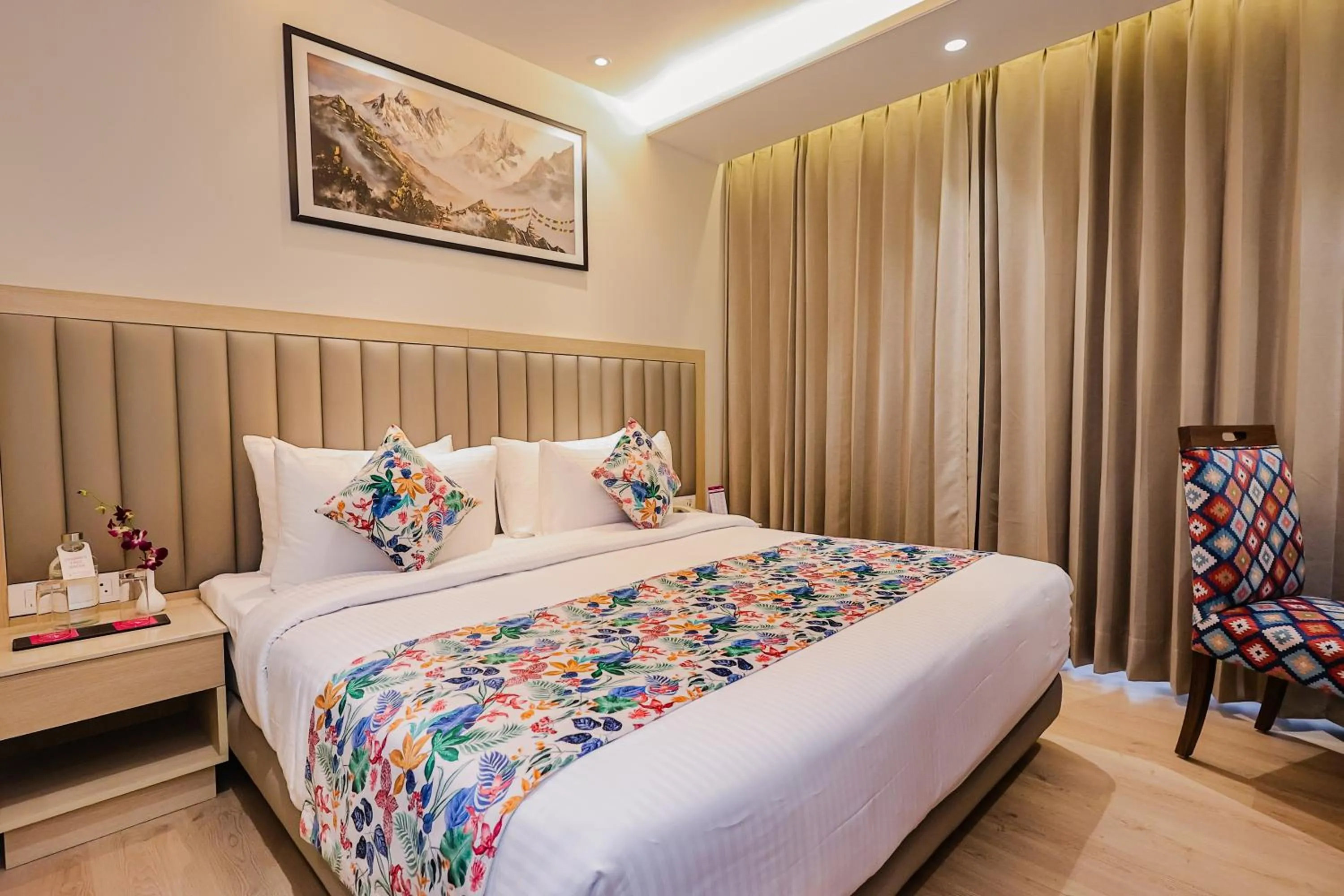 Bedroom, Bed in Regenta Inn Luxinna Heights Mcleodganj