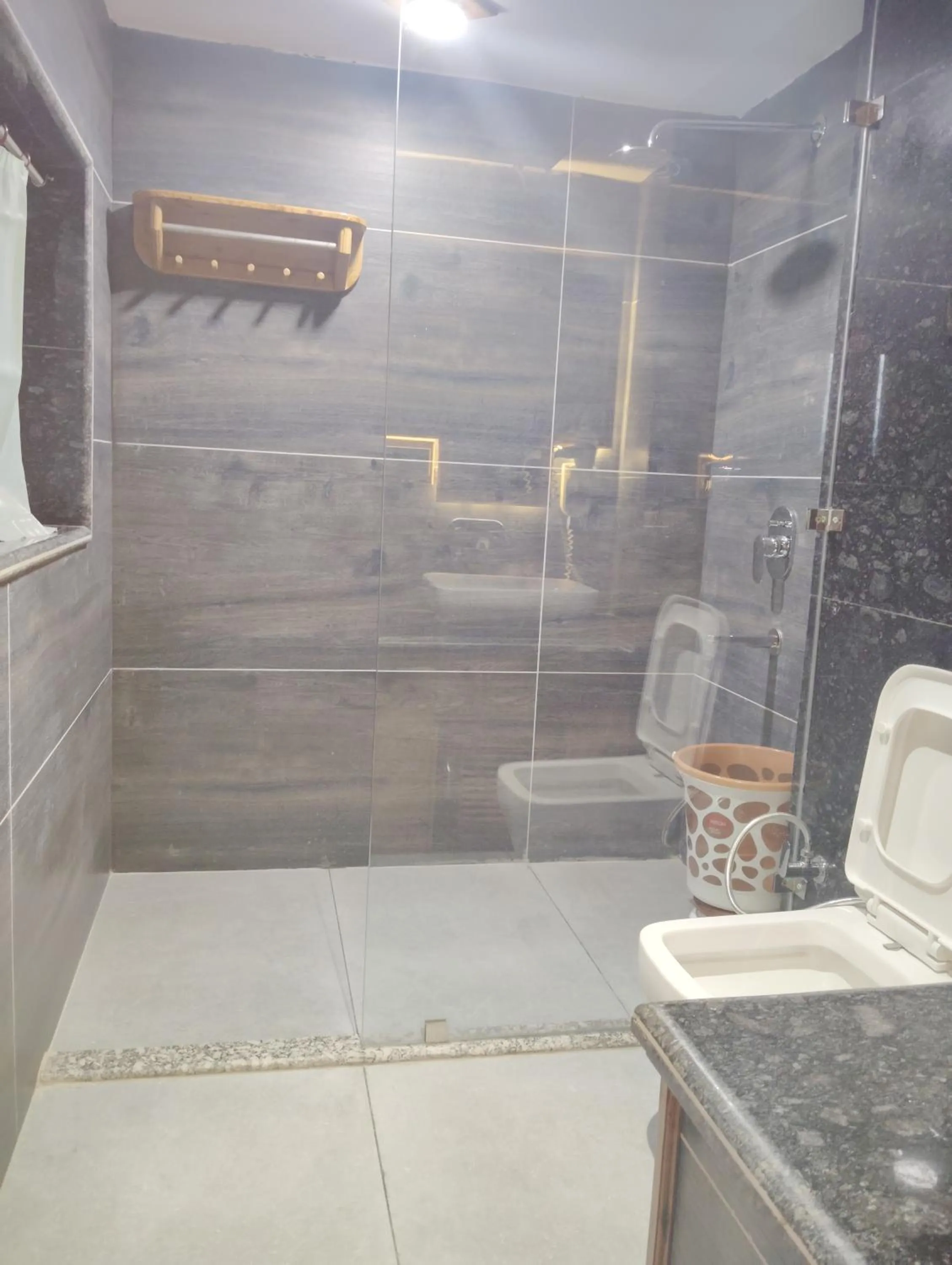 Bathroom in Hotel CM Palace - Pure Vegetarian