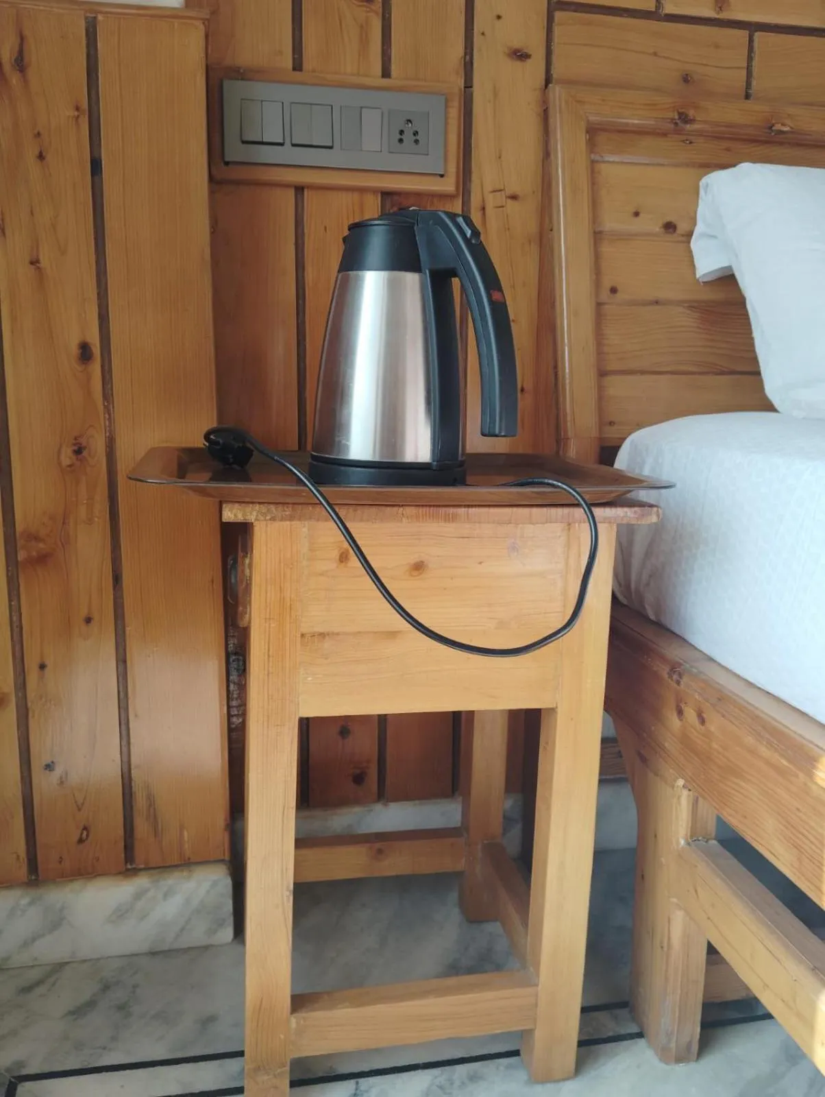 Coffee/tea facilities in Hotel CM Palace - Pure Vegetarian