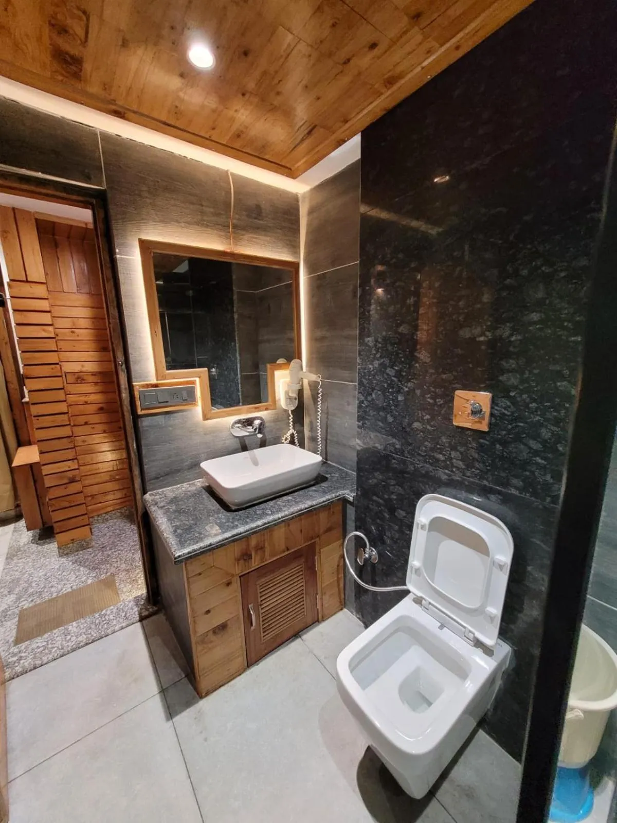 Toilet, Bed in Hotel CM Palace - Pure Vegetarian