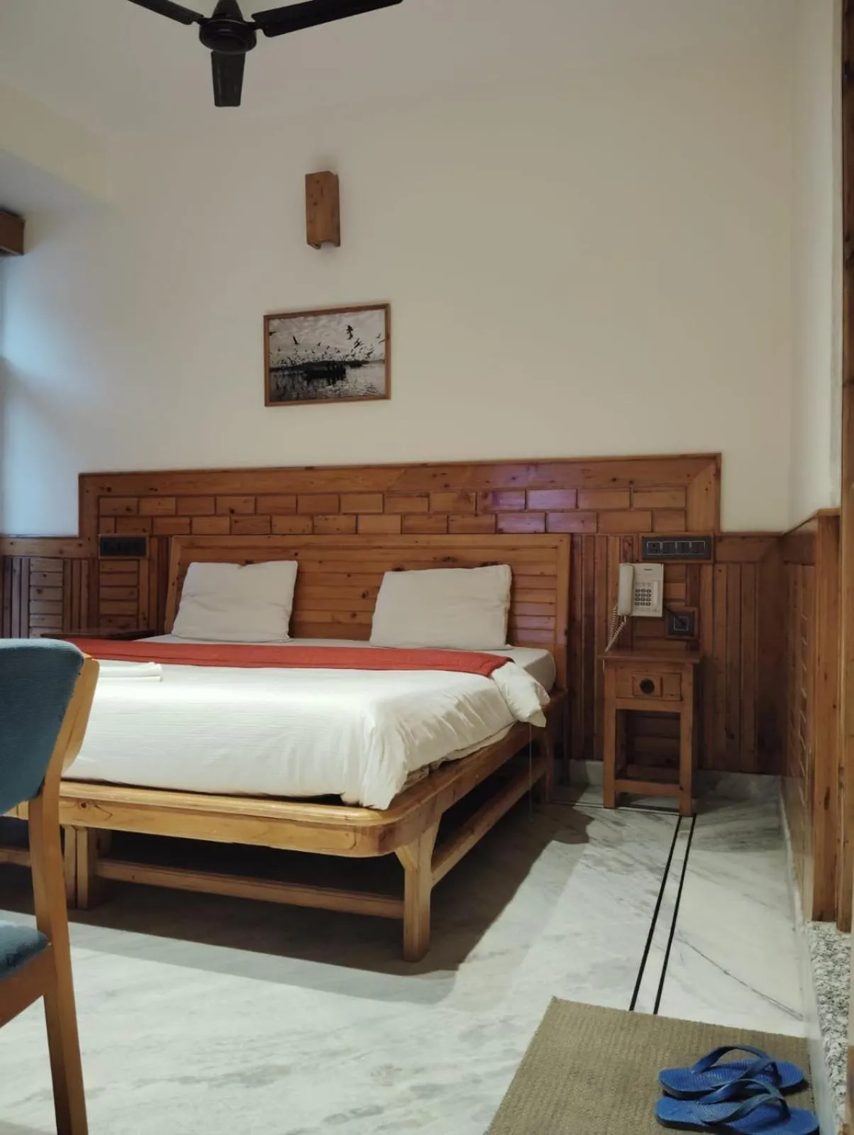 Photo of the whole room, Bed in Hotel CM Palace - Pure Vegetarian