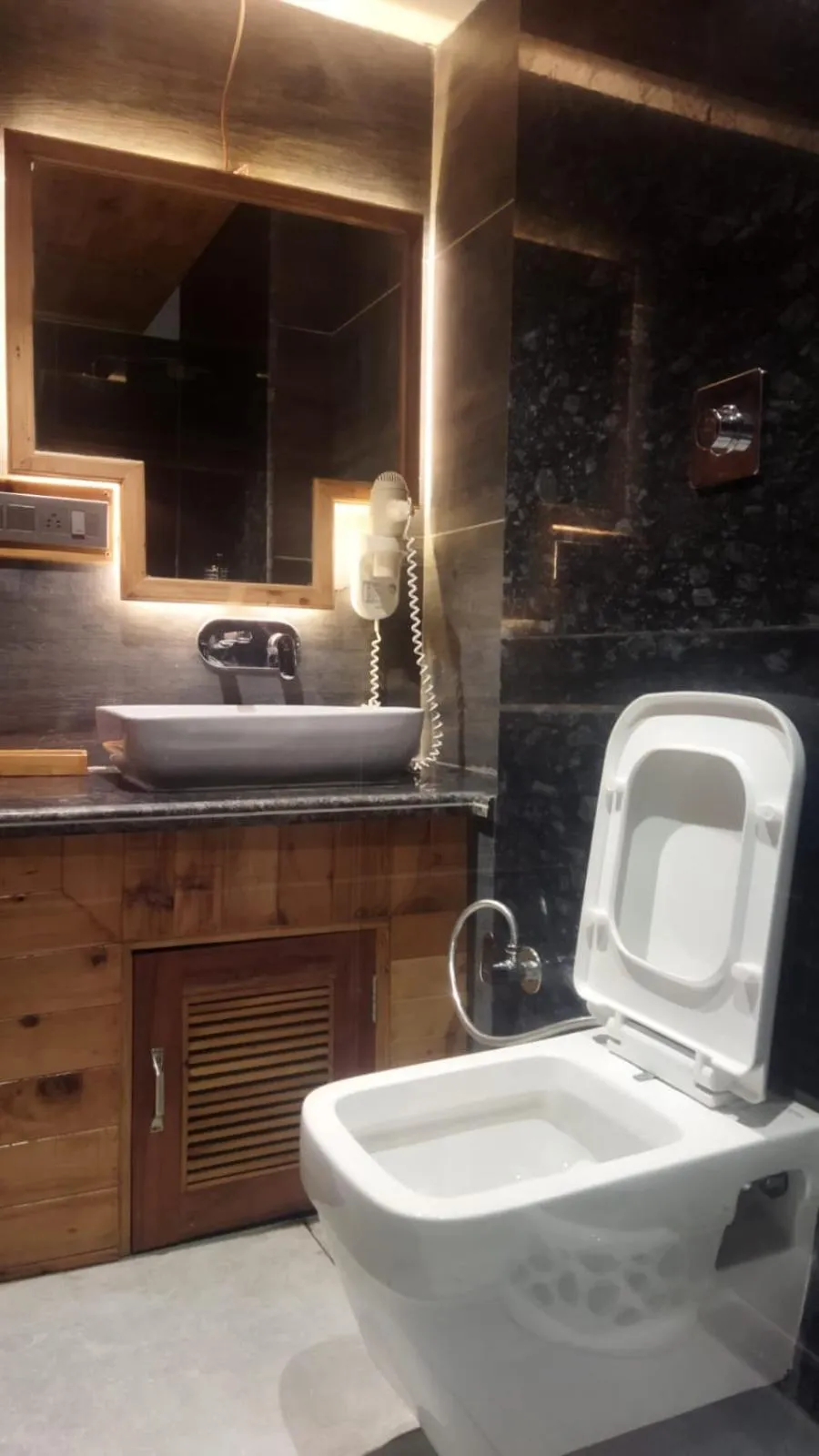 Bathroom in Hotel CM Palace - Pure Vegetarian