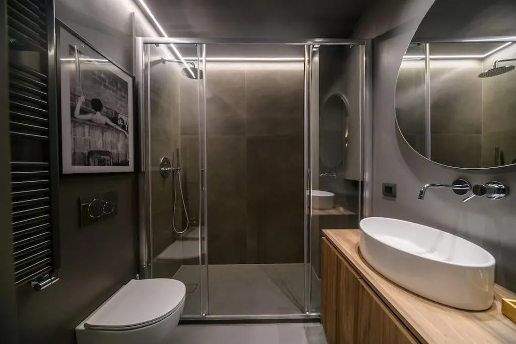 Eleven Luxury Suite - dimora affrescata del '500 a pochi passi dall'Acquario