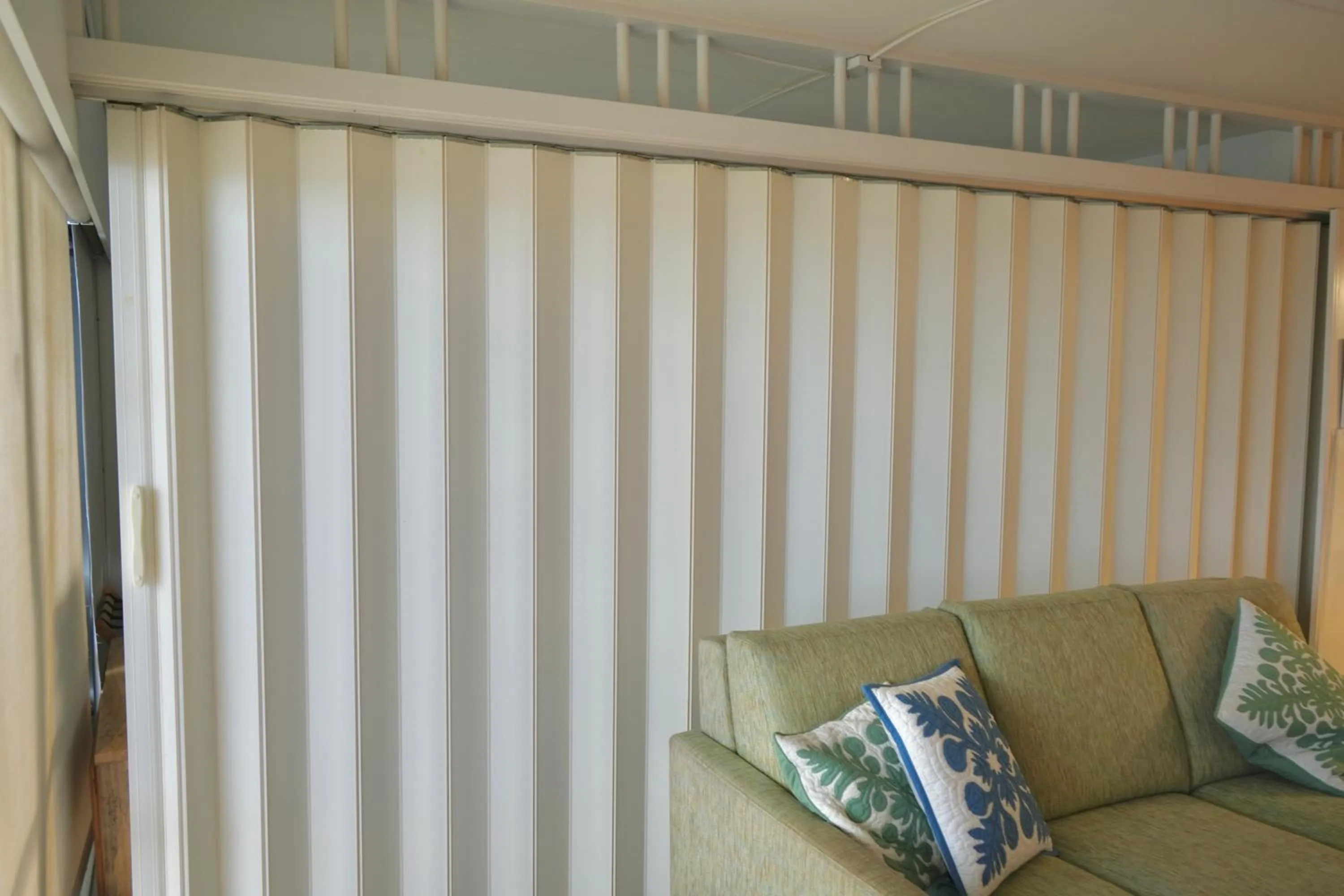 Living room in Ilikai Hotel Condo with Kitchen and Ocean View