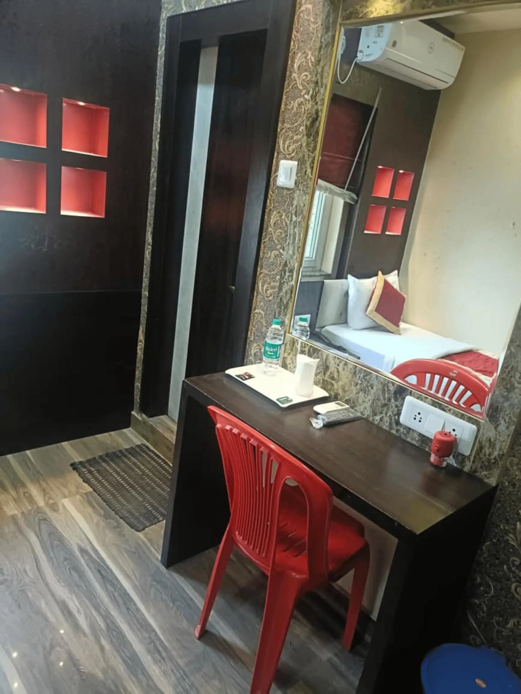 Bedroom in Hotel Swagat