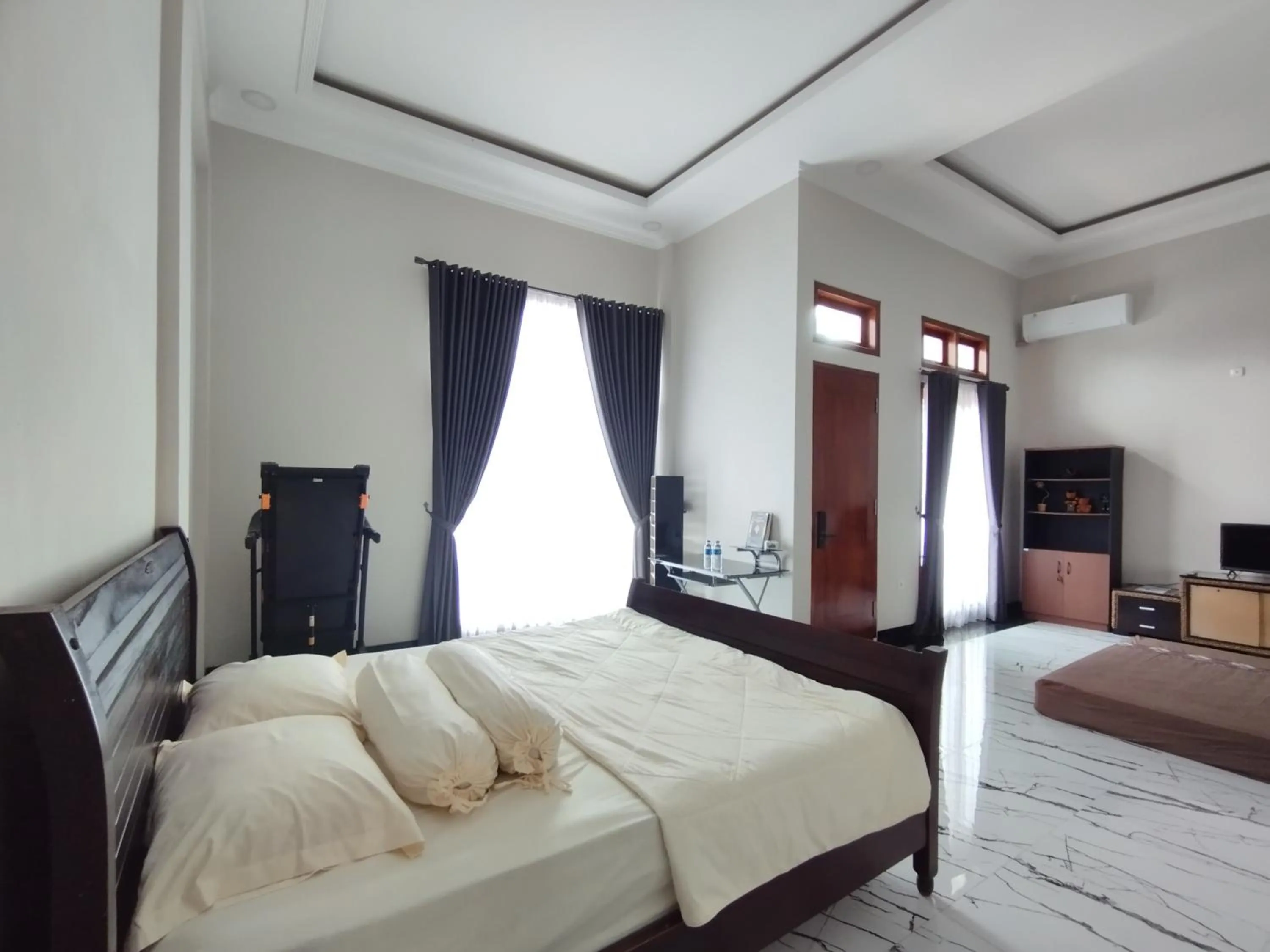 Bed in Saira Hotel dan Homestay Syariah