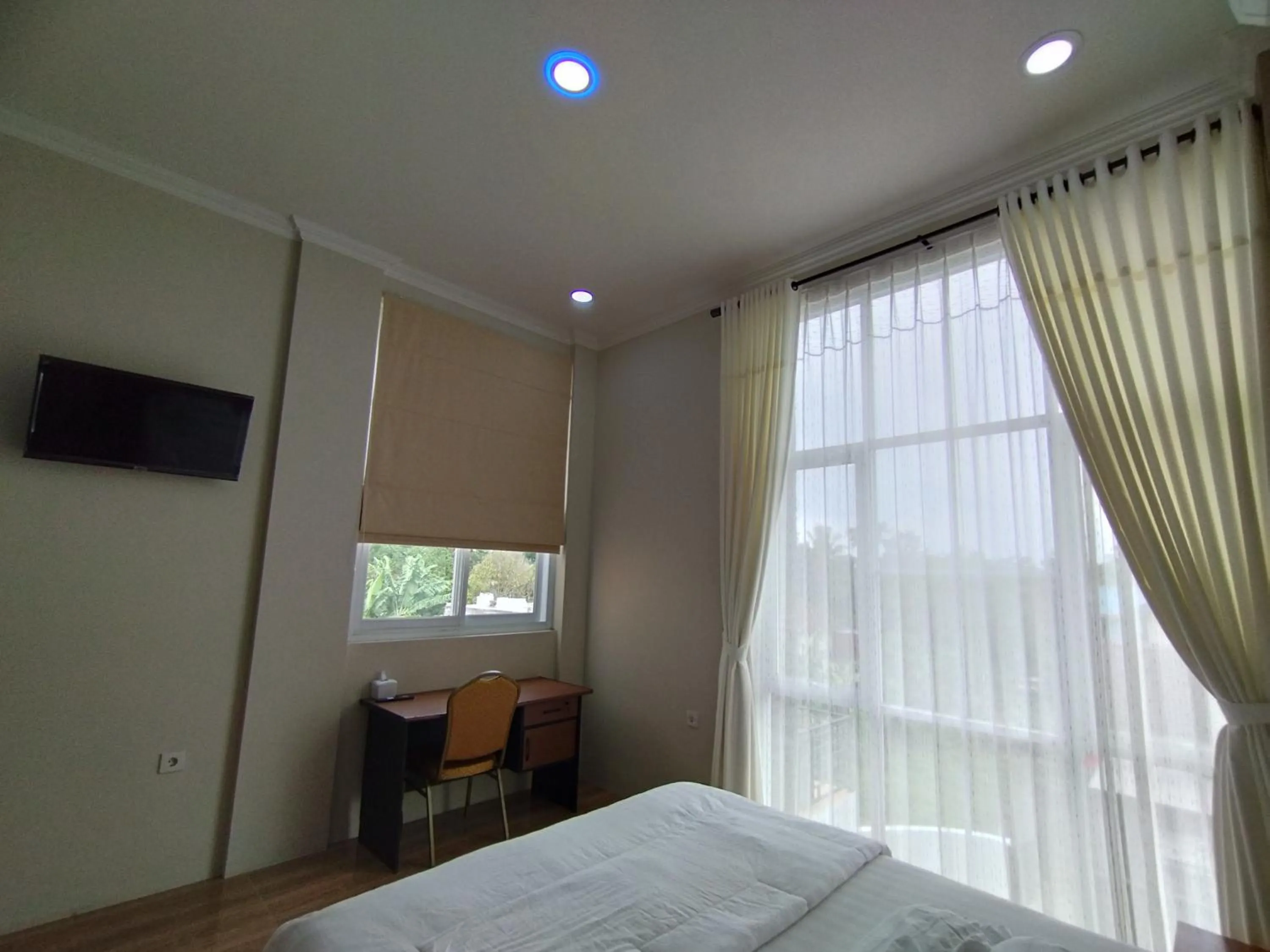 View (from property/room), Bed in Saira Hotel dan Homestay Syariah